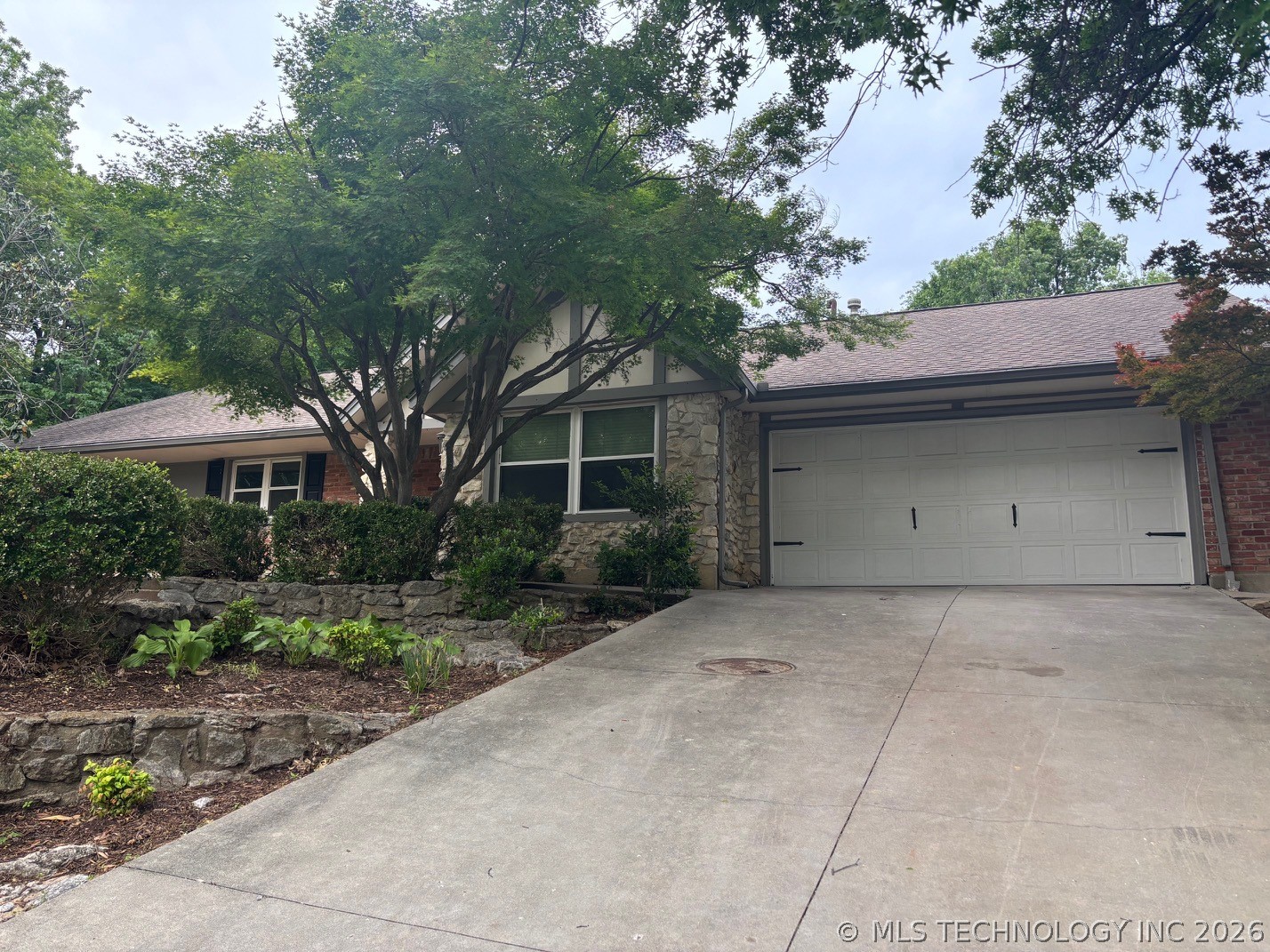 6566 S Hudson Place Tulsa OK 74136