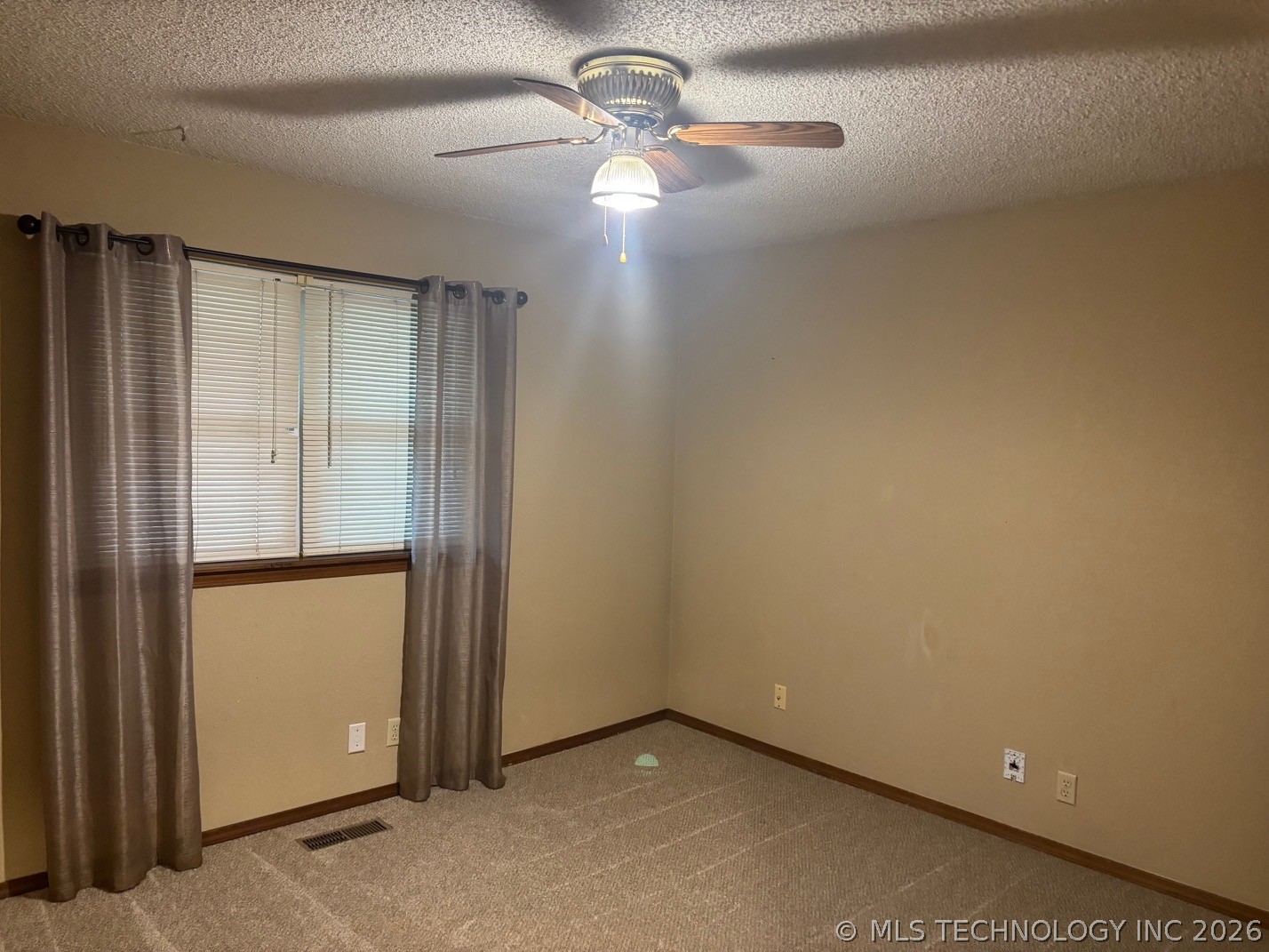 6566 S Hudson Place Tulsa OK 74136