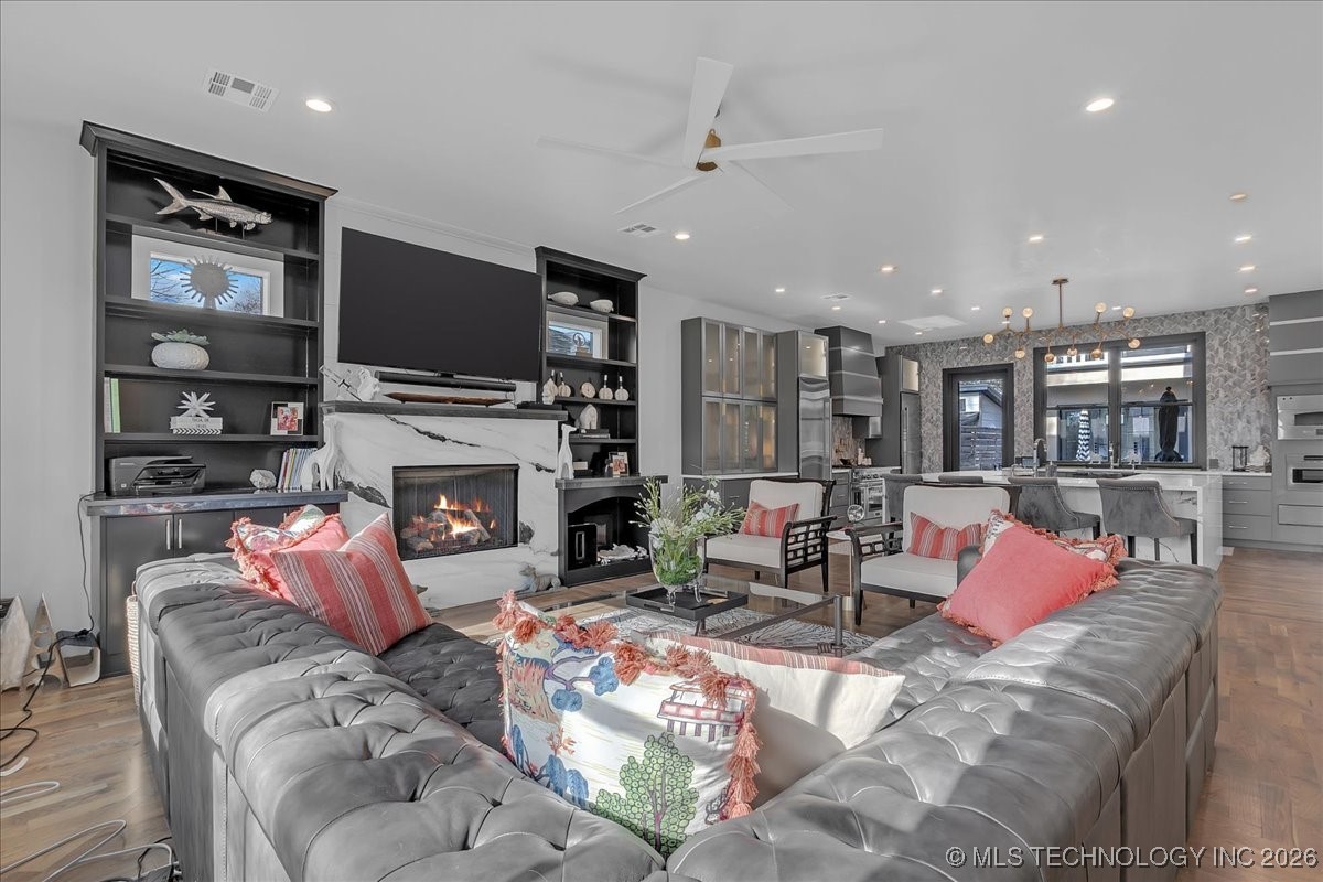 129 E 34th Street S Tulsa OK 74105