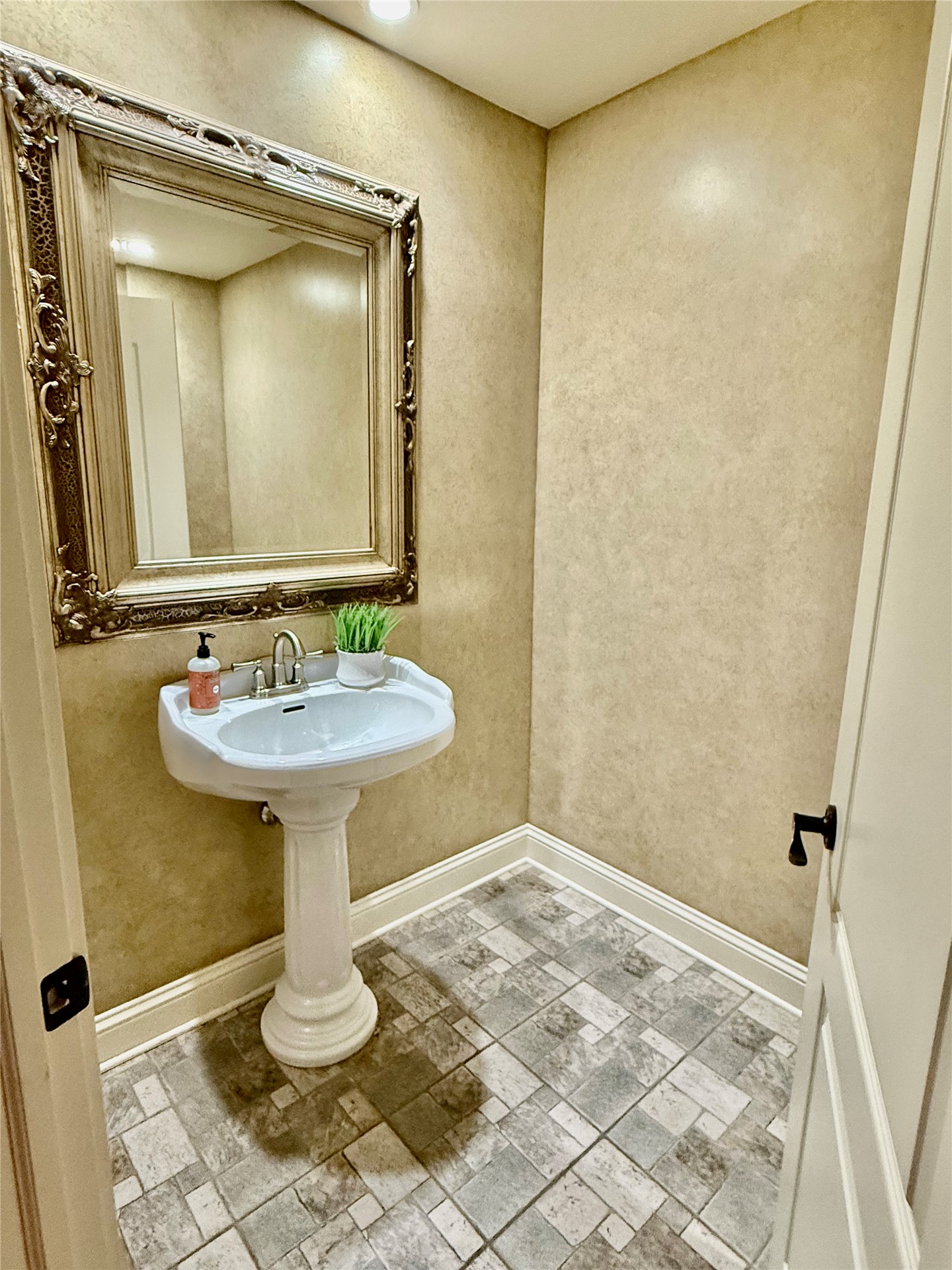 2105 S 280th Eastavenue Catoosa OK 74015