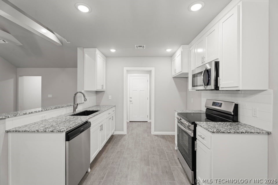 101 Zachary Drive Grove OK 74344