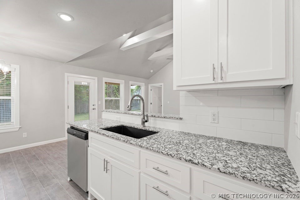 101 Zachary Drive Grove OK 74344