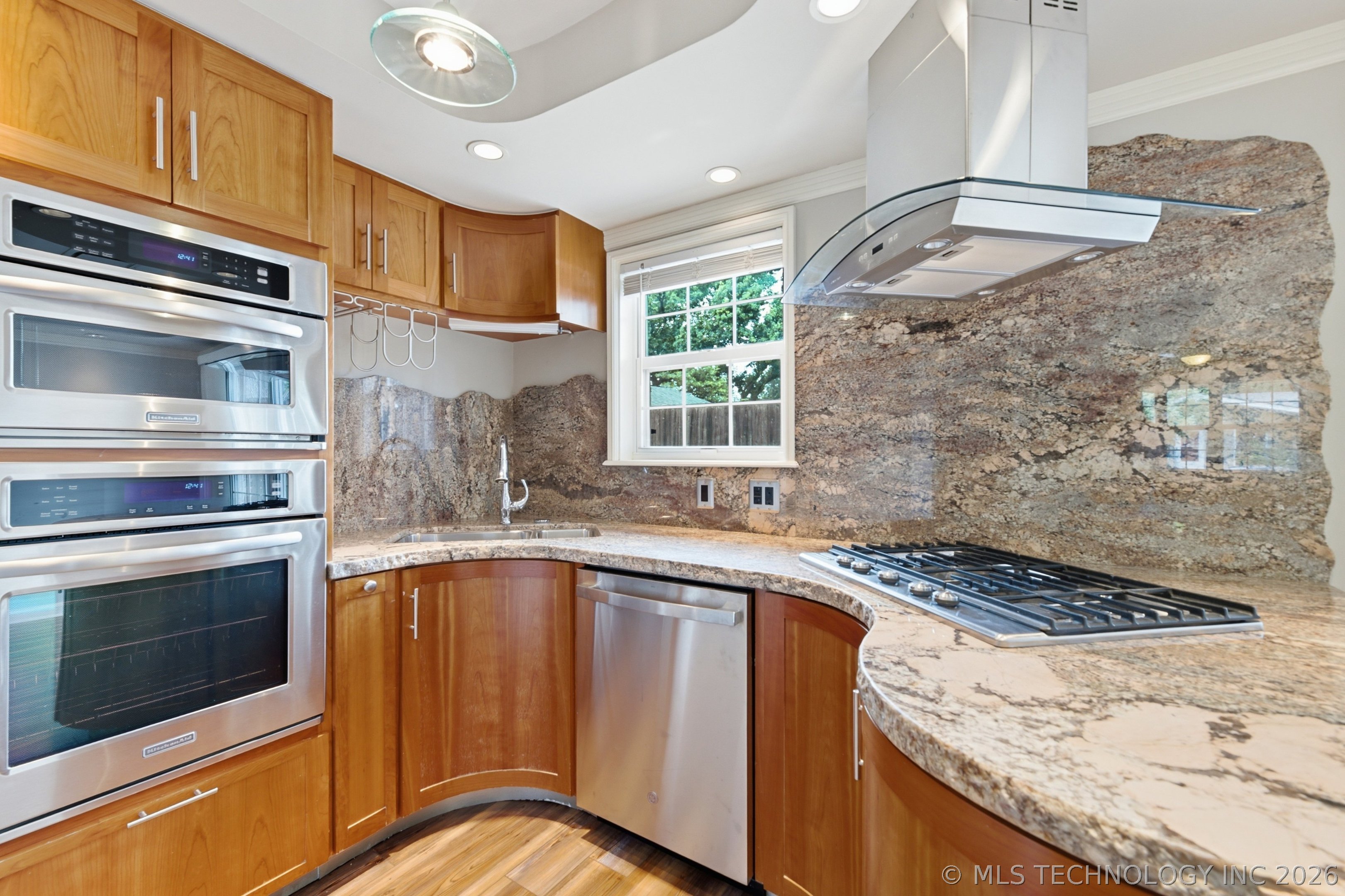 5632 S Madison Place Tulsa OK 74105