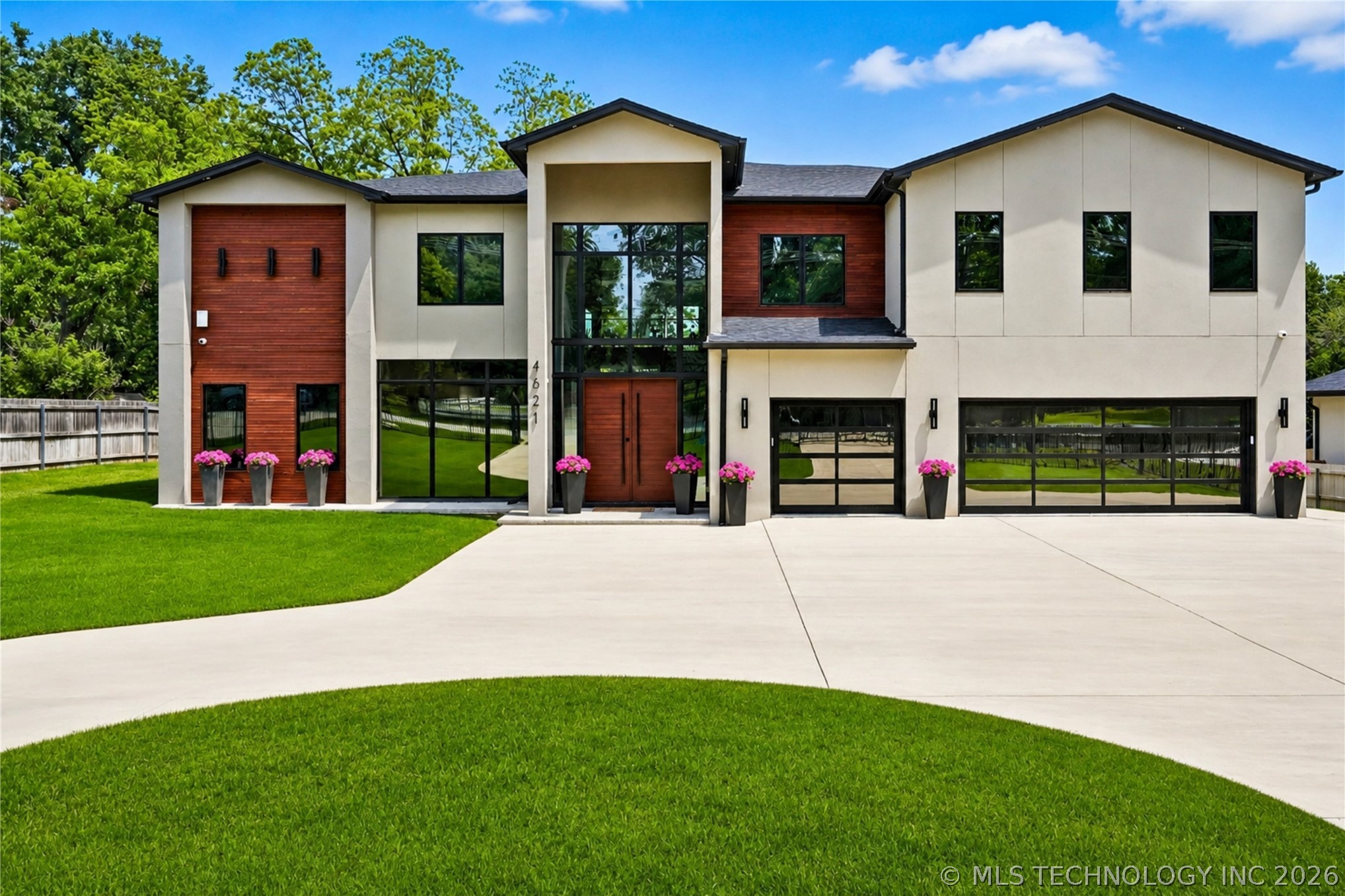 4621 S Columbia Place Tulsa OK 74105