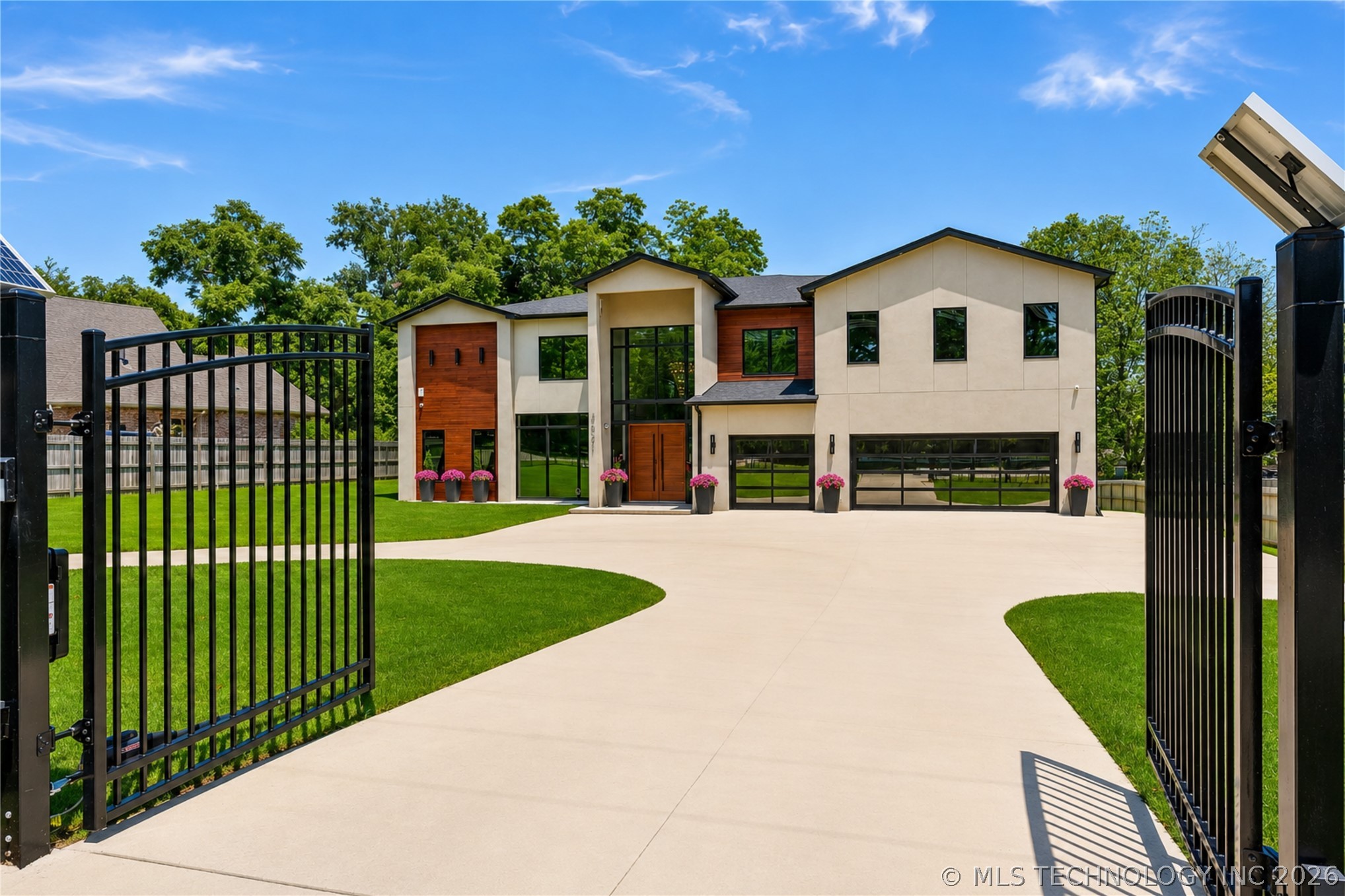 4621 S Columbia Place Tulsa OK 74105