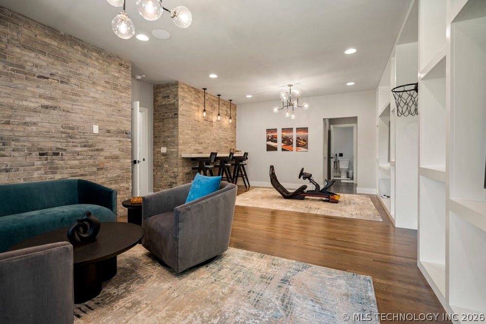 4621 S Columbia Place Tulsa OK 74105