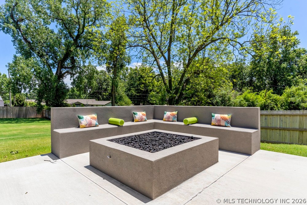 4621 S Columbia Place Tulsa OK 74105