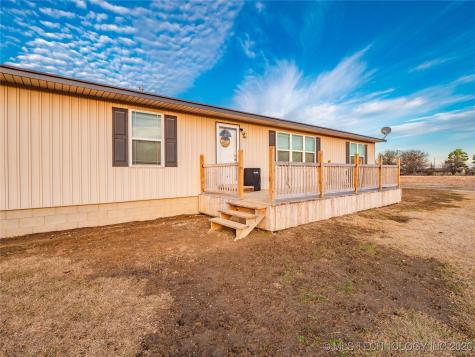 609 1ST Street Pittsburg OK 74560
