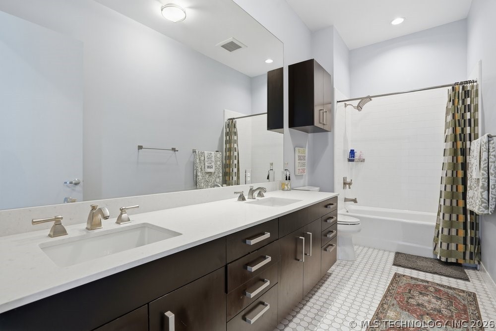 1005 W 94th Street S Jenks OK 74037
