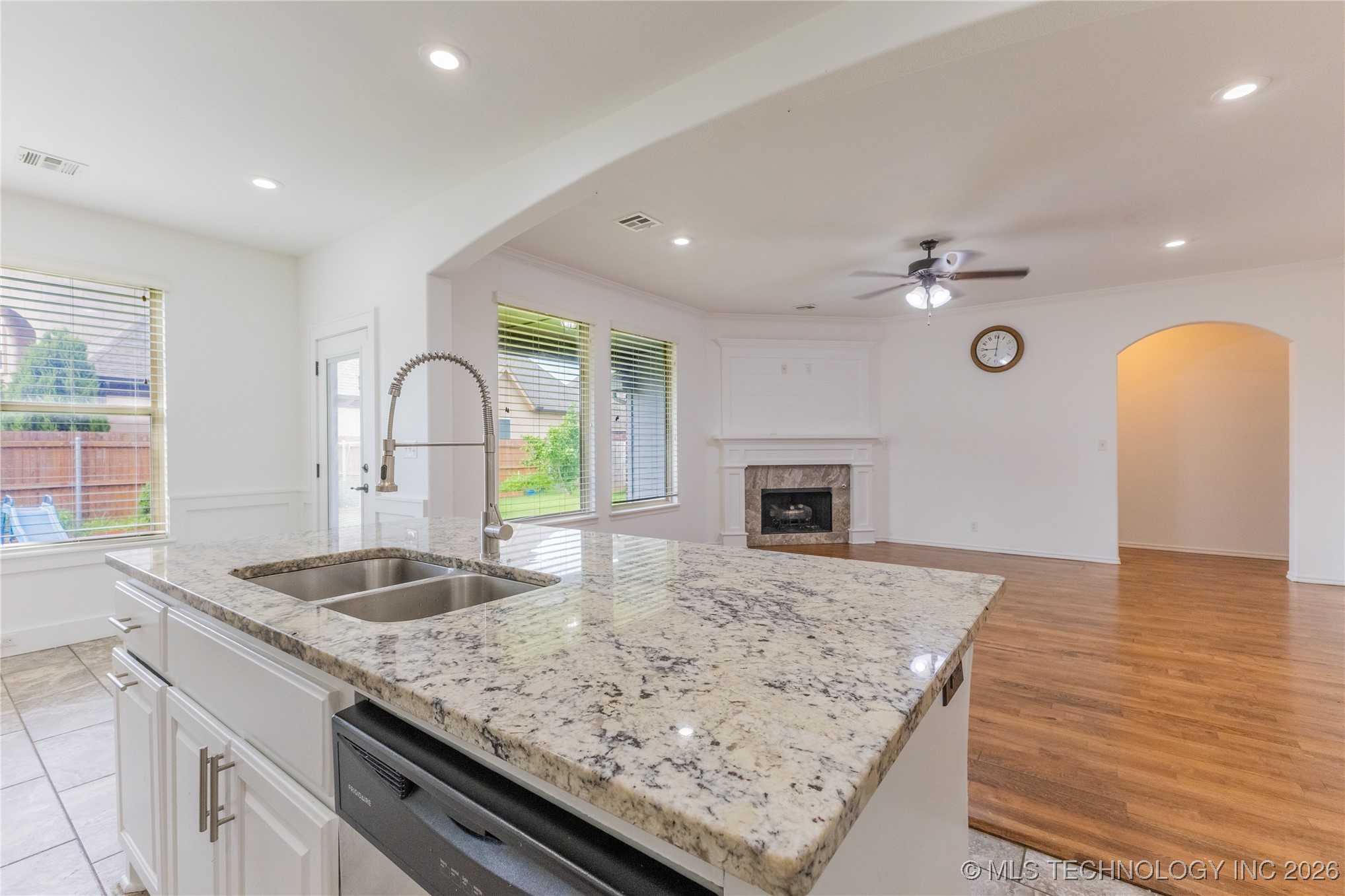 1301 W Elmira Place Broken Arrow OK 74012