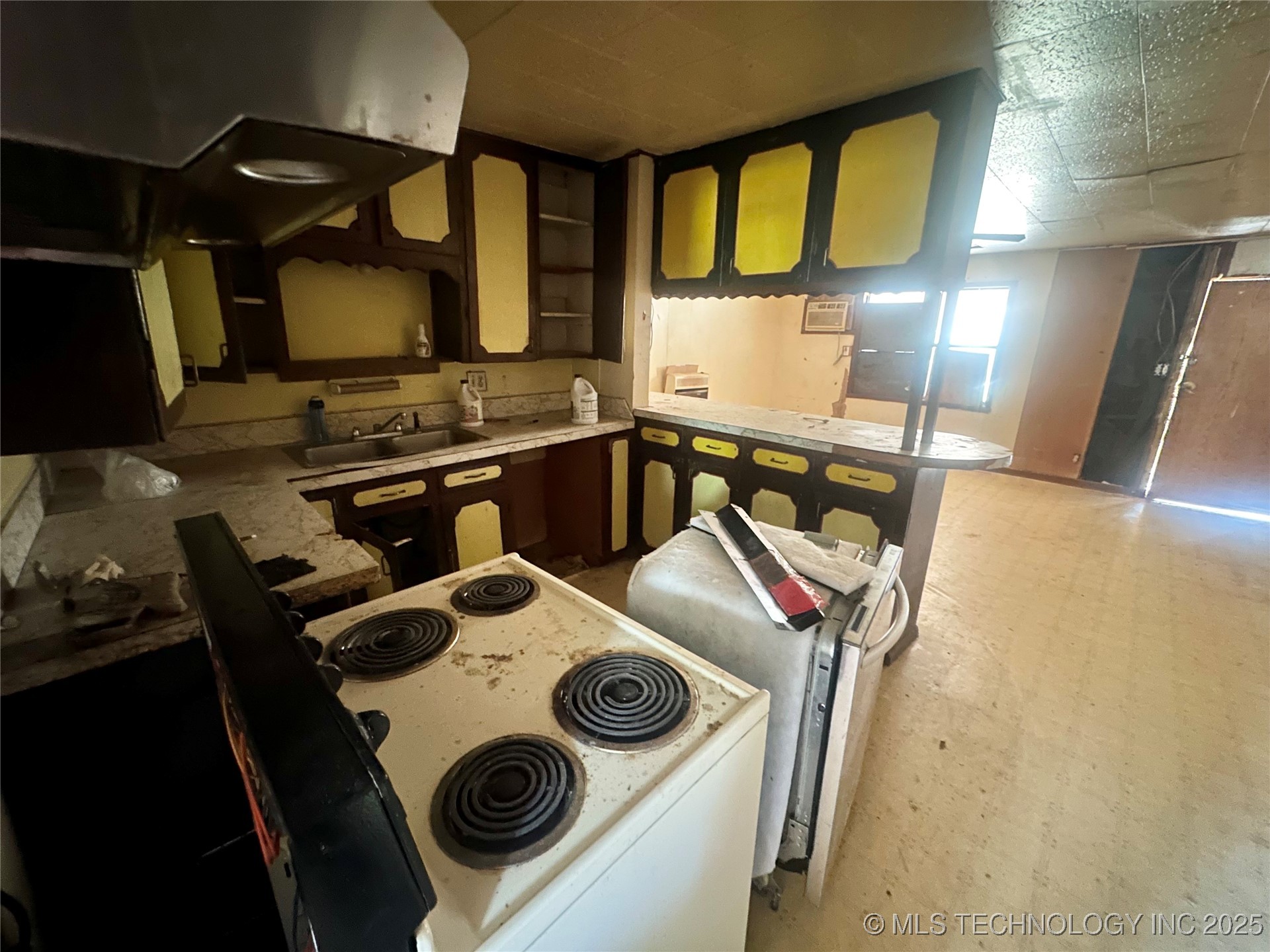 515 W 5th Ada OK 74820