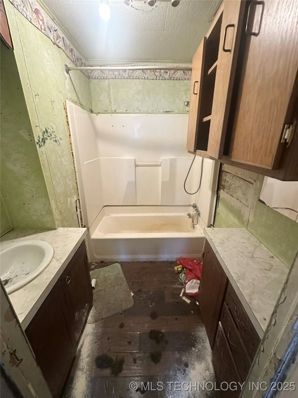 515 W 5th Ada OK 74820