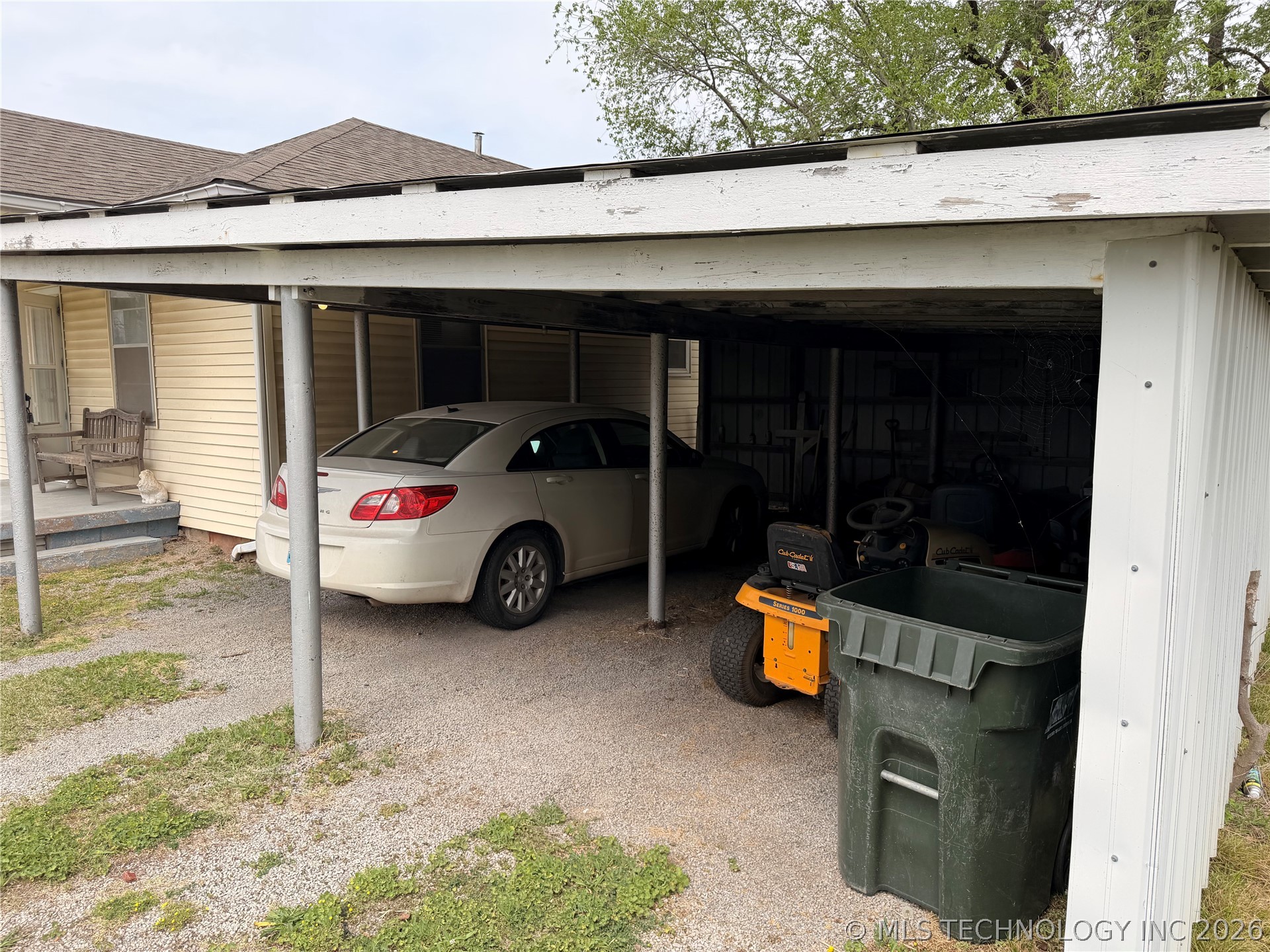 1412 E Walnut Street Cushing OK 74023
