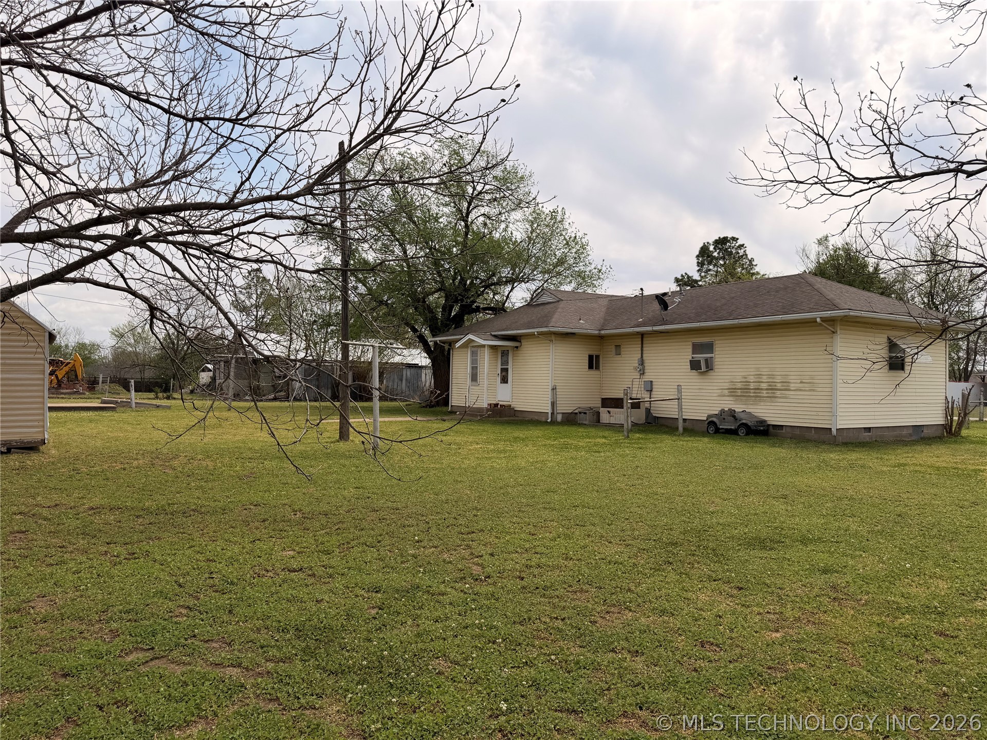 1412 E Walnut Street Cushing OK 74023