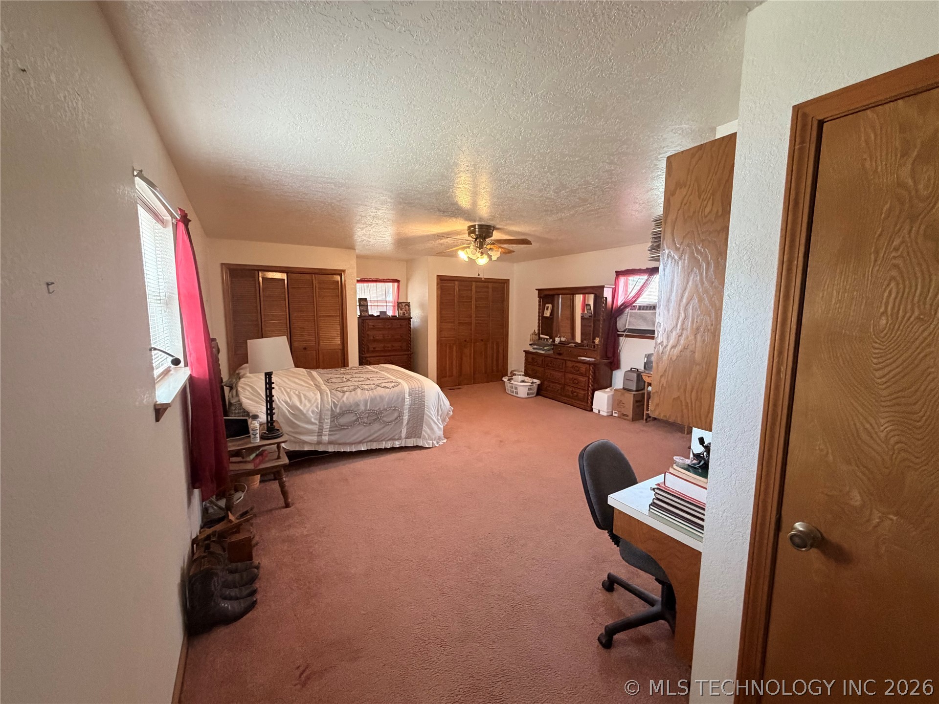 1412 E Walnut Street Cushing OK 74023