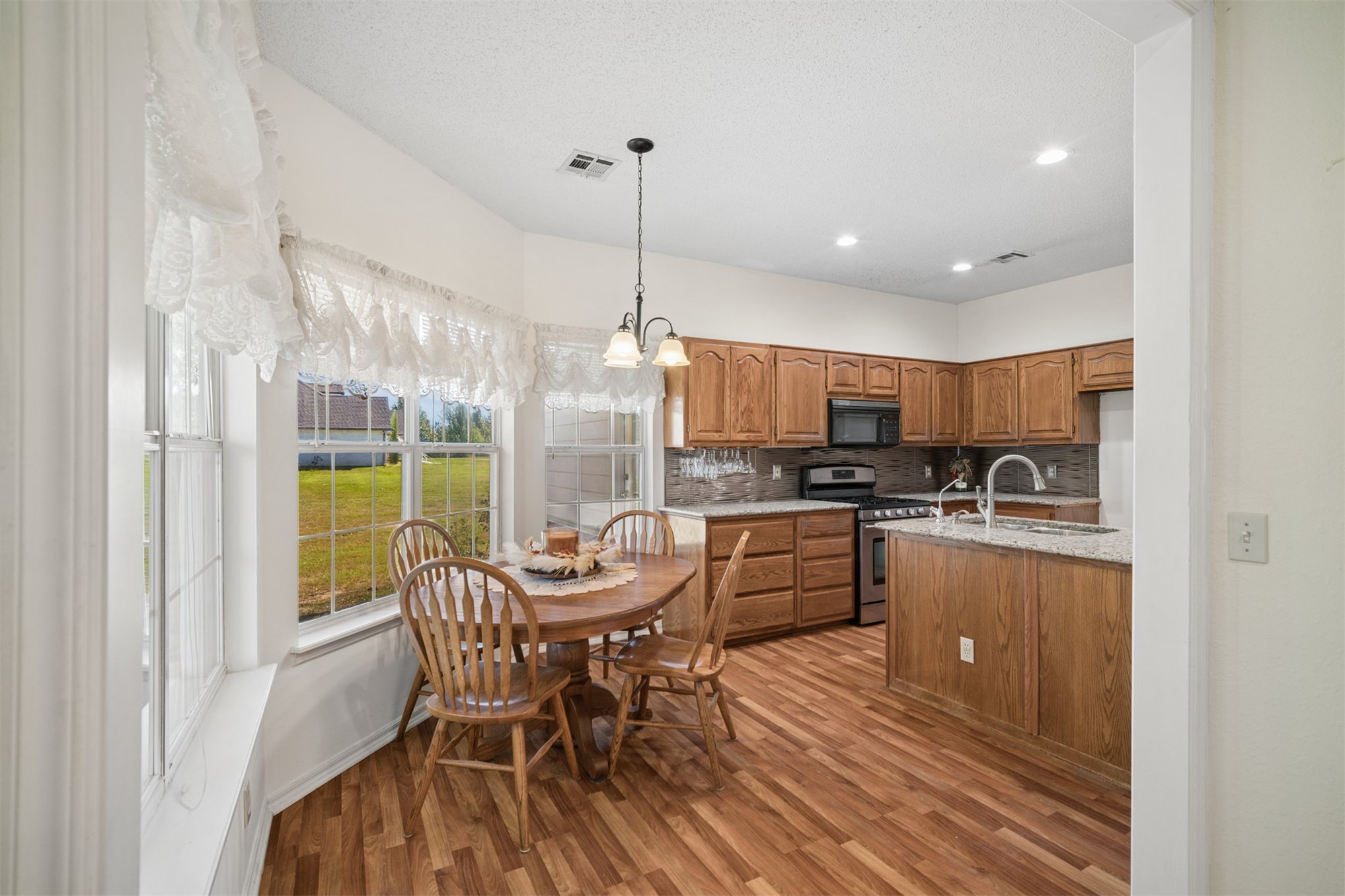 2212 SW Wolf Run Court Claremore OK 74019