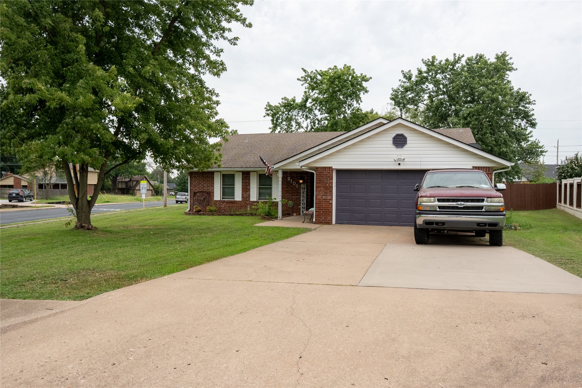 2101 Jefferson Place Bartlesville OK 74006
