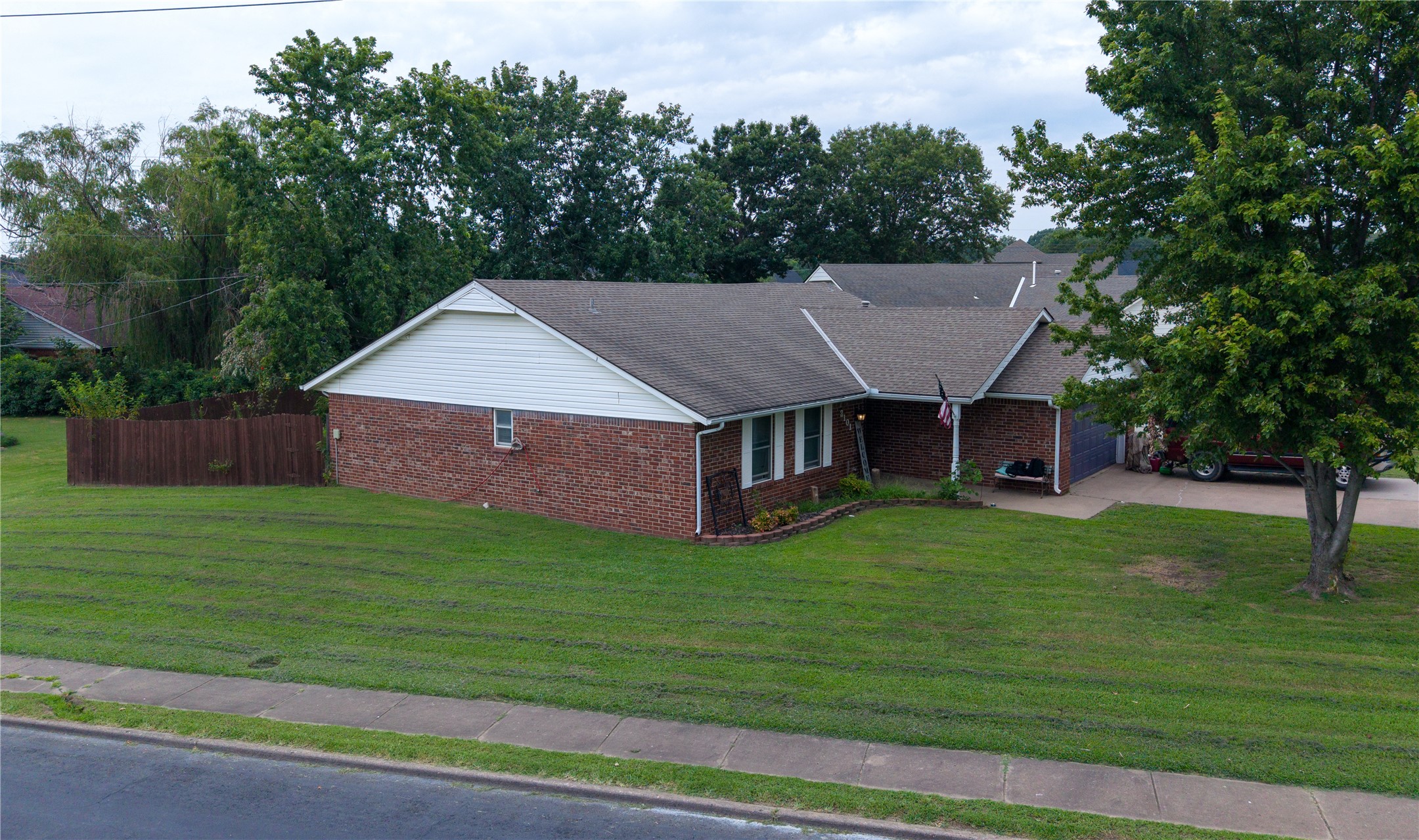 2101 Jefferson Place Bartlesville OK 74006