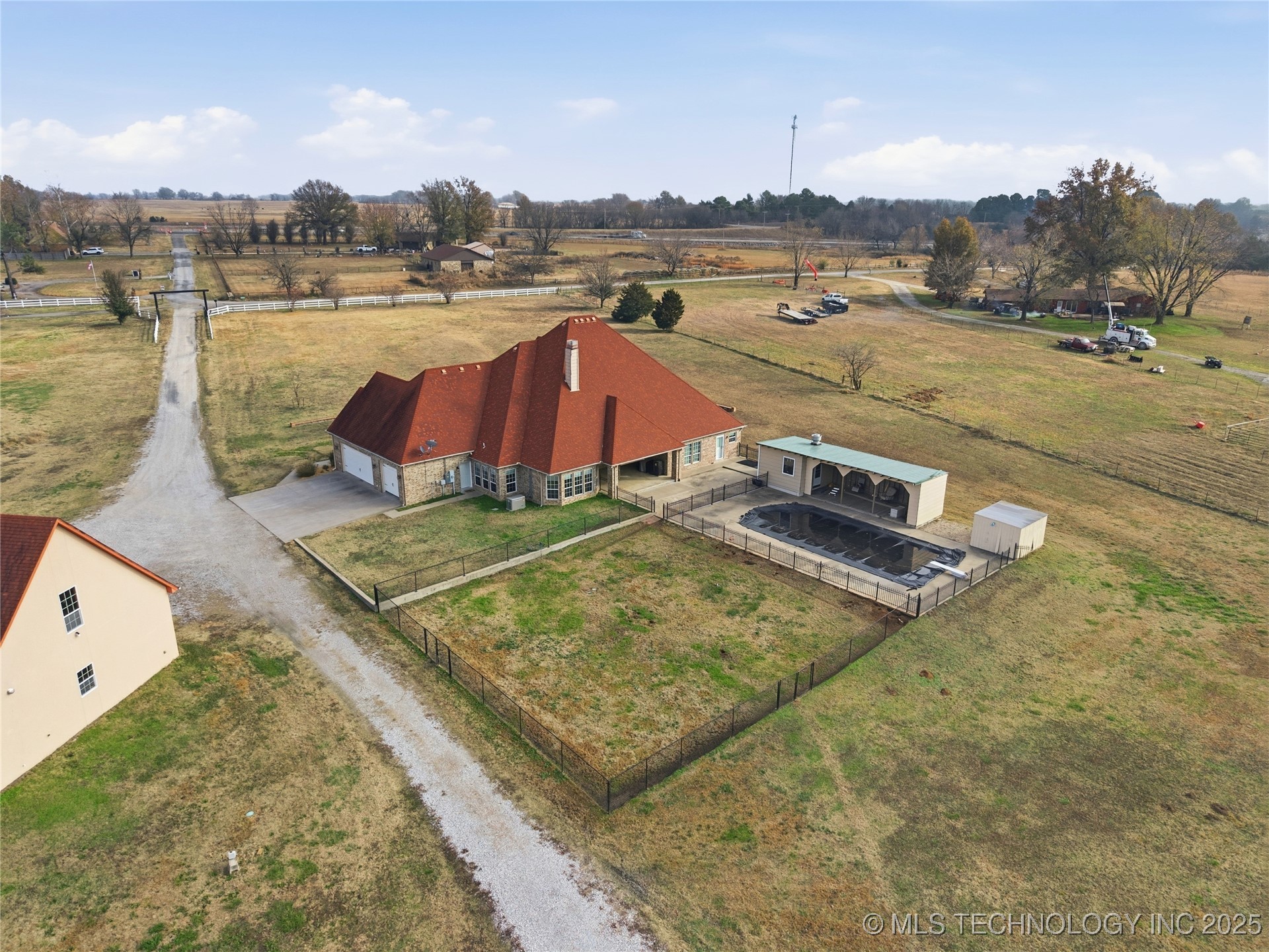 27318 E 758 Road Wagoner OK 74467