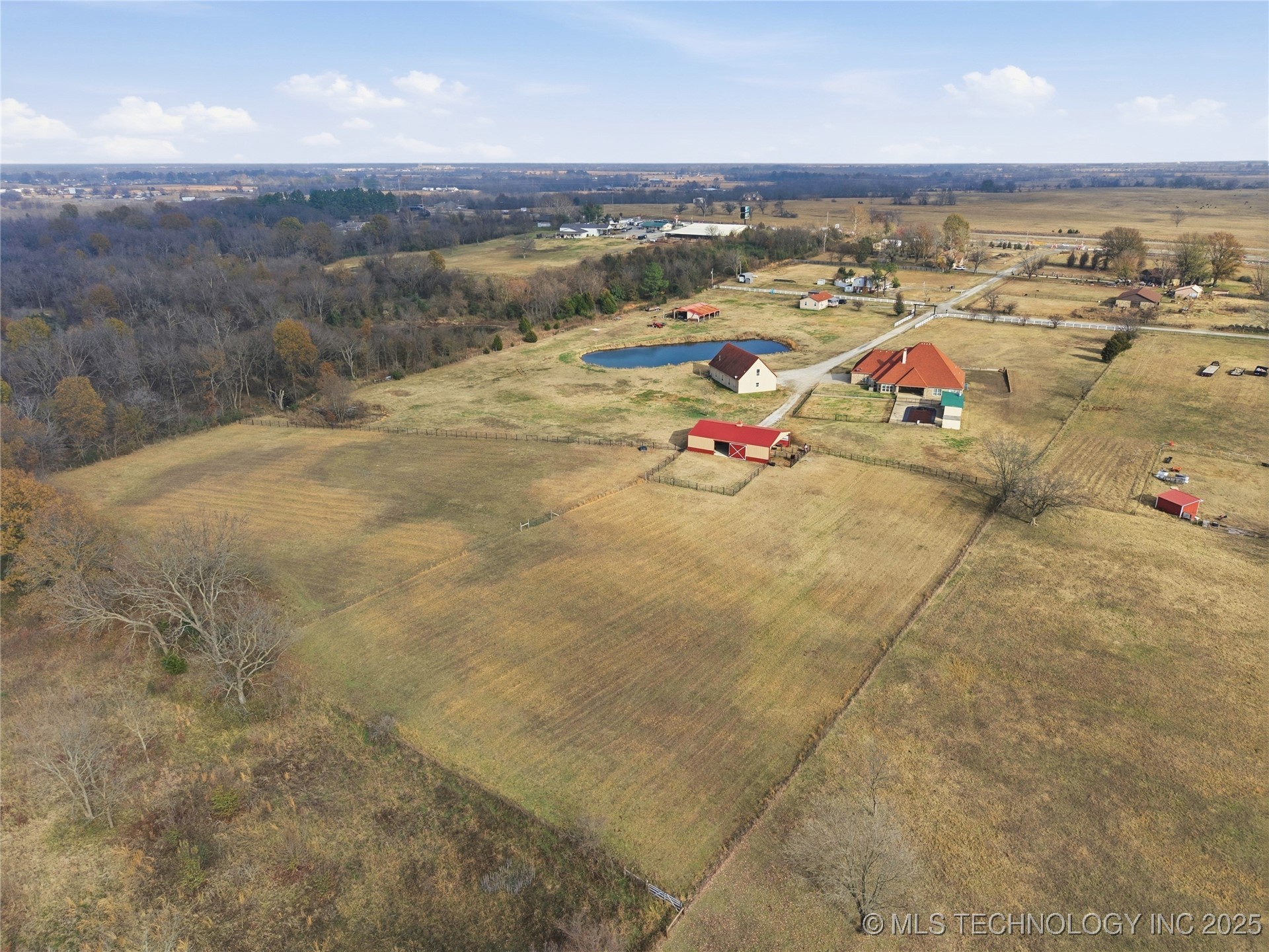 27318 E 758 Road Wagoner OK 74467