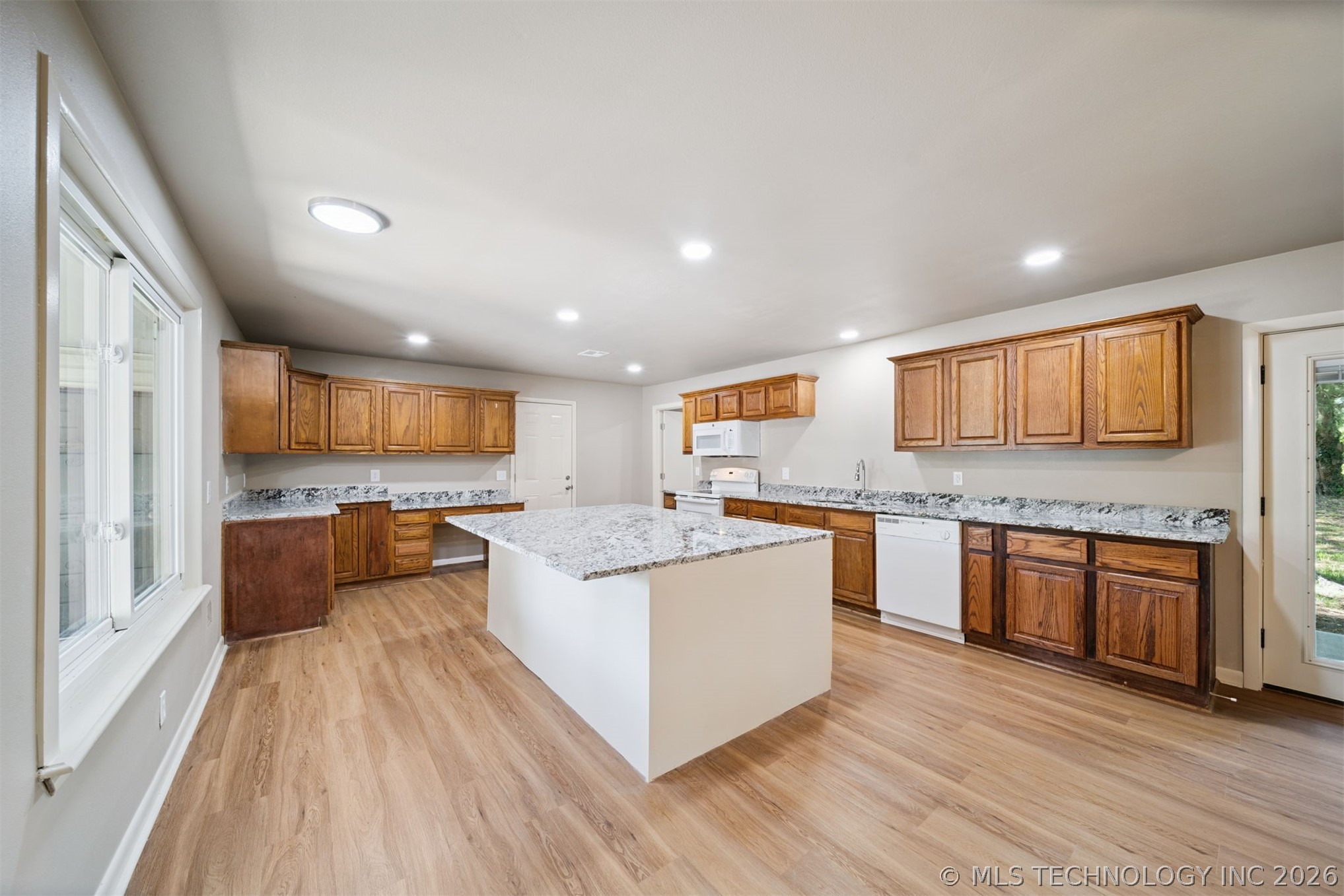 17567 E 405 Road Claremore OK 74017