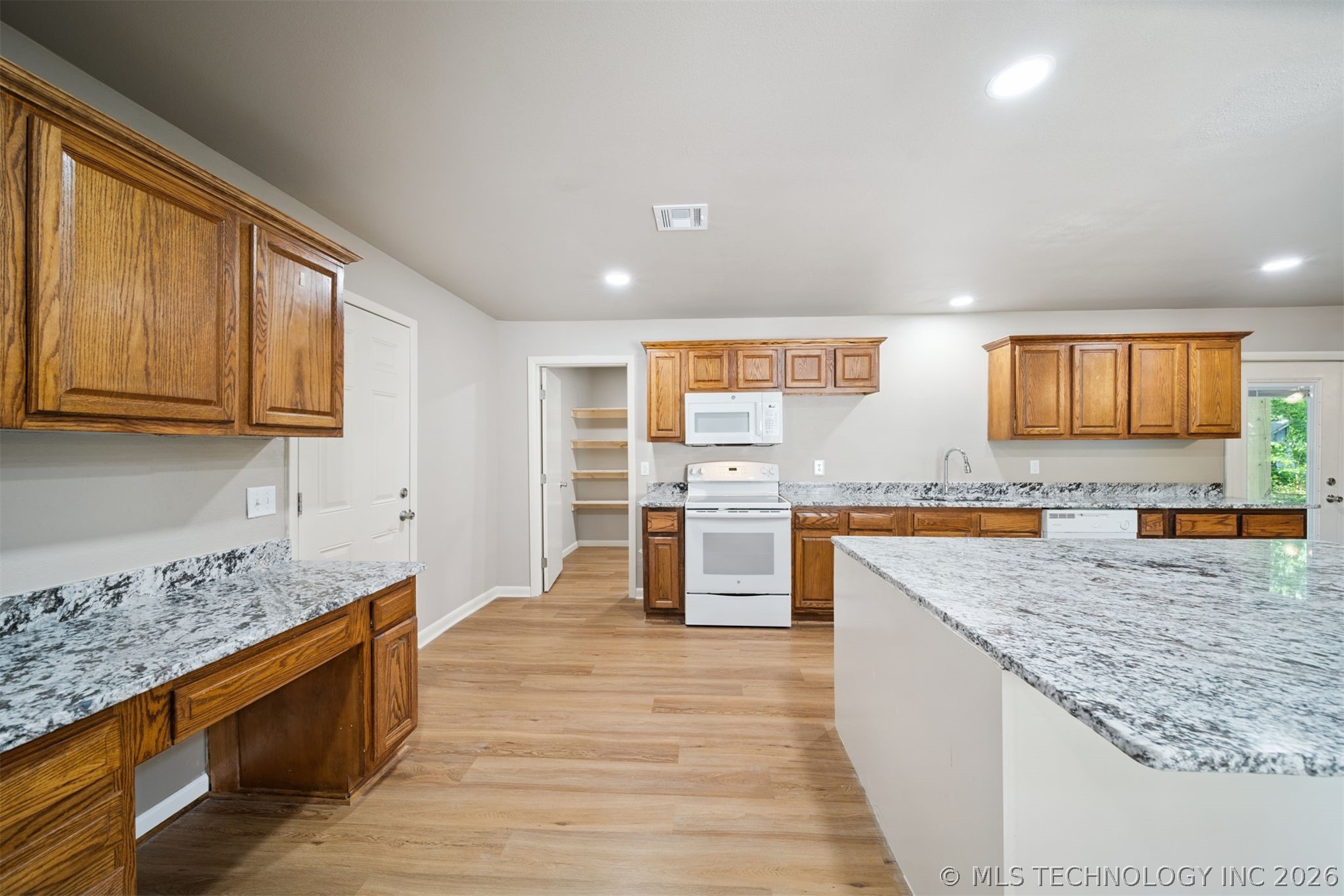 17567 E 405 Road Claremore OK 74017