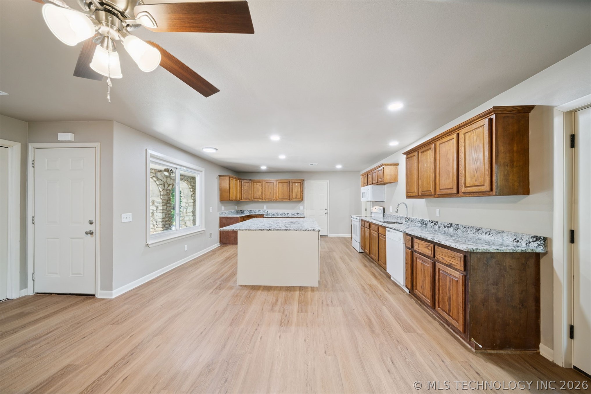 17567 E 405 Road Claremore OK 74017