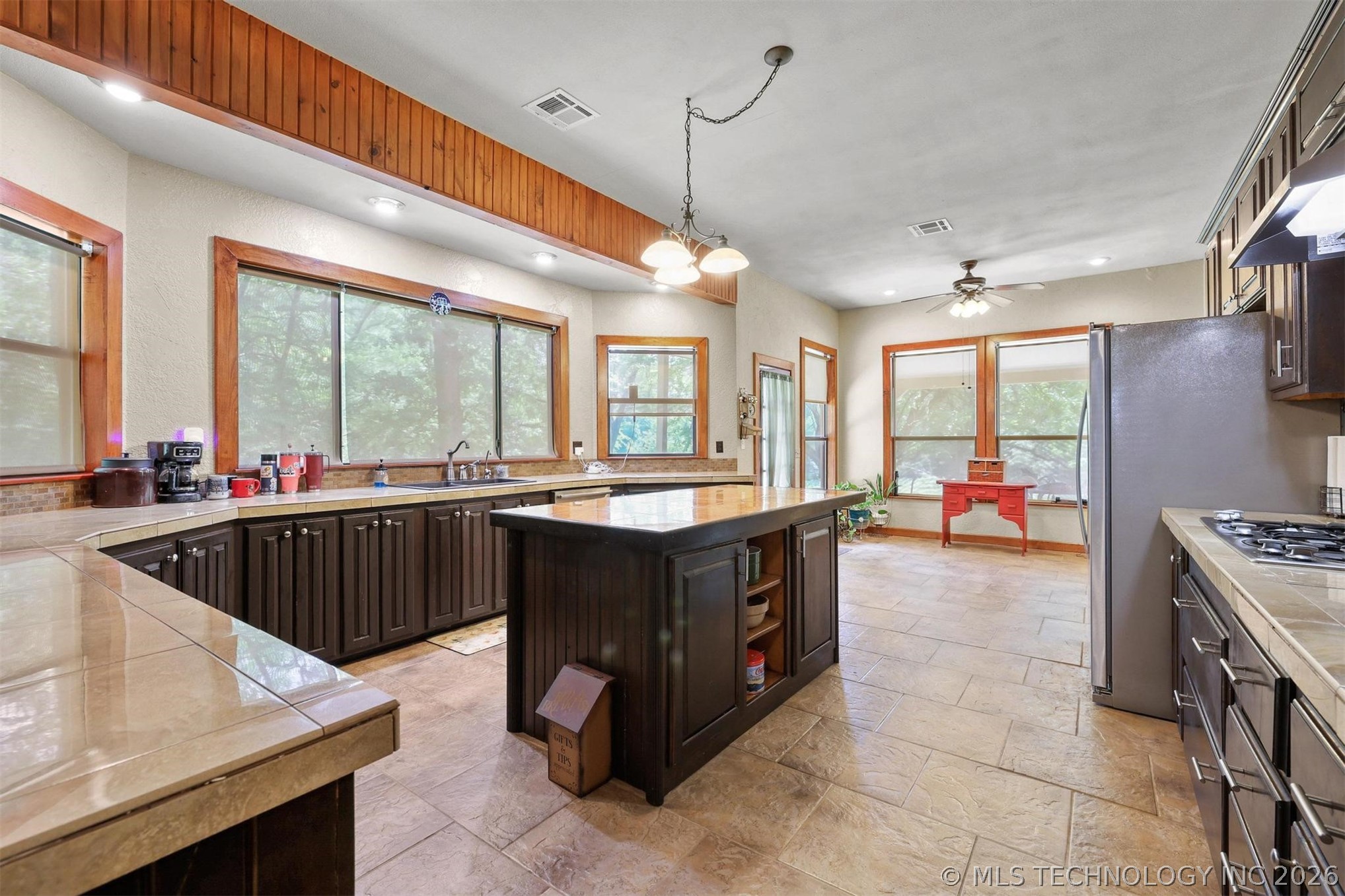 5792 W Lain Lake Road Atoka OK 74525
