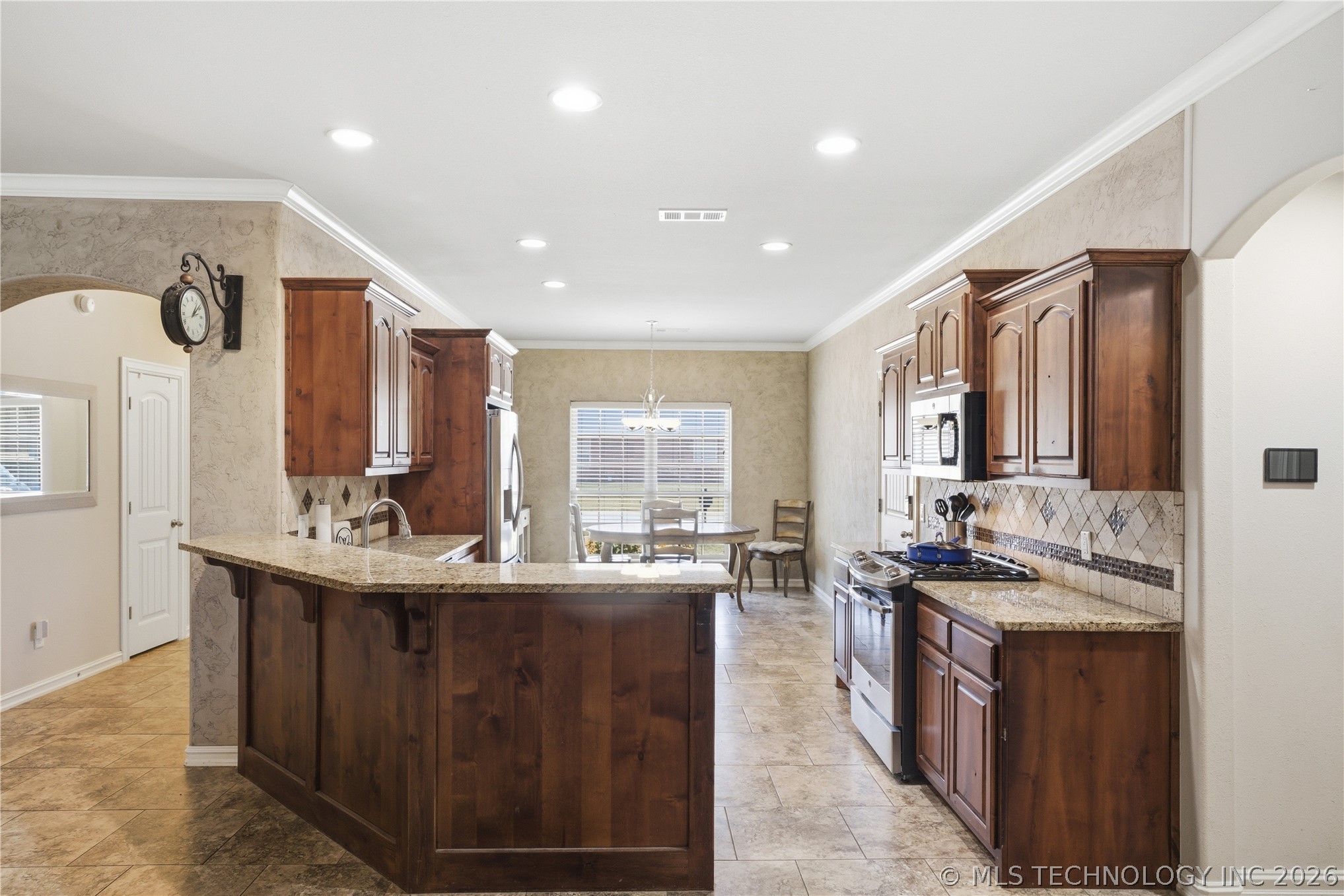 2305 S 17th Street Broken Arrow OK 74012