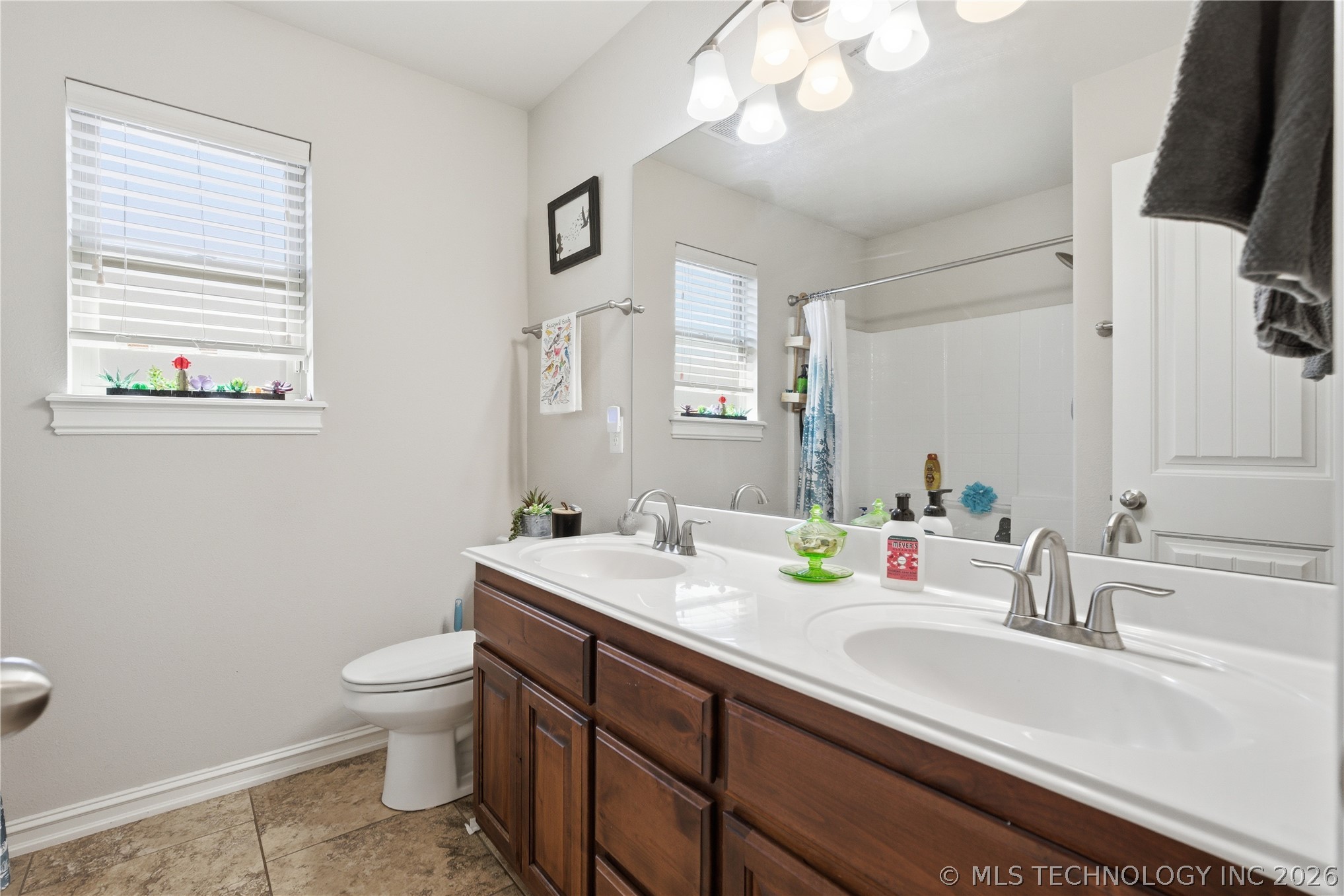 2305 S 17th Street Broken Arrow OK 74012