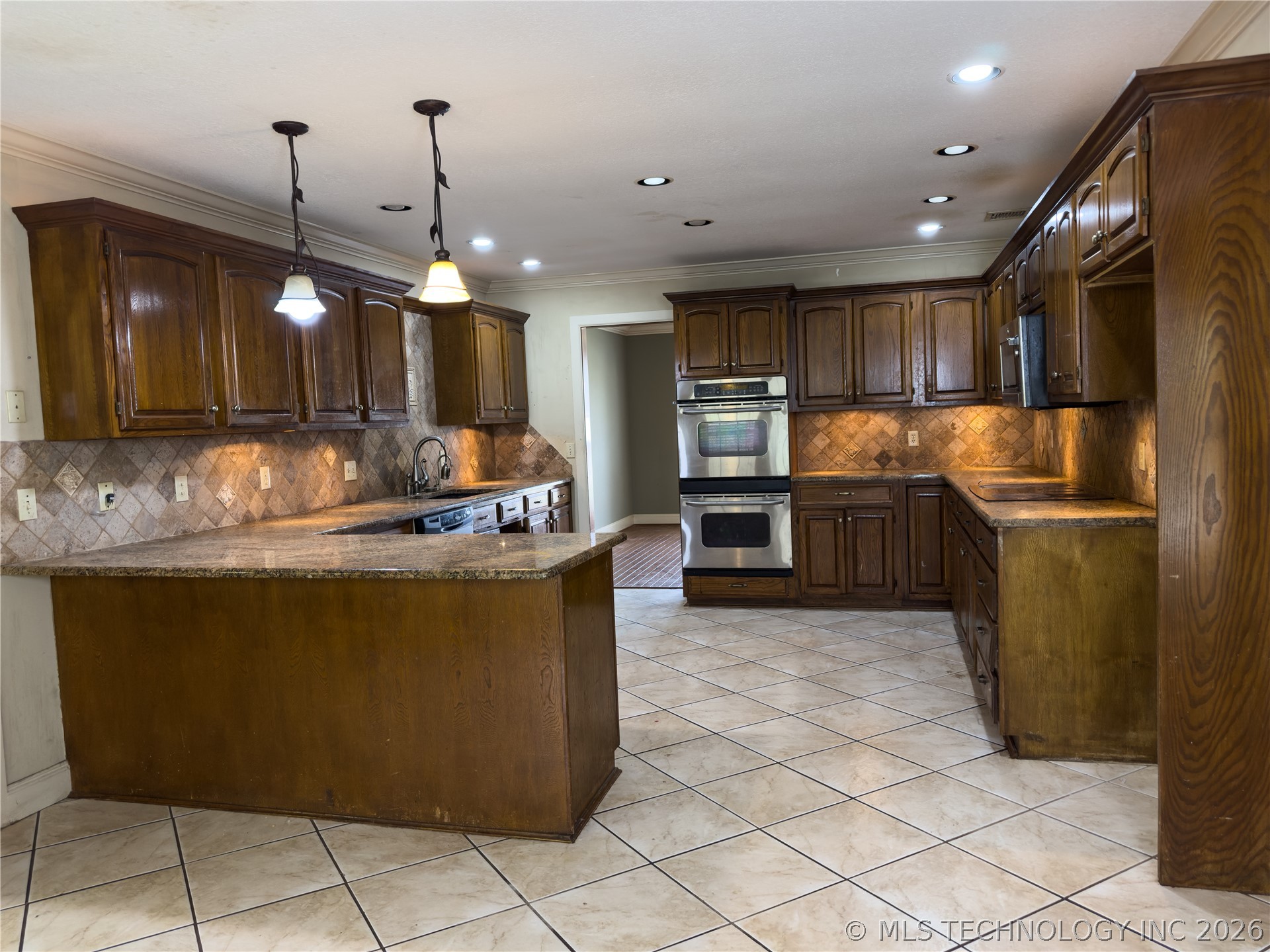 501 E Winston Circle Broken Arrow OK 74011