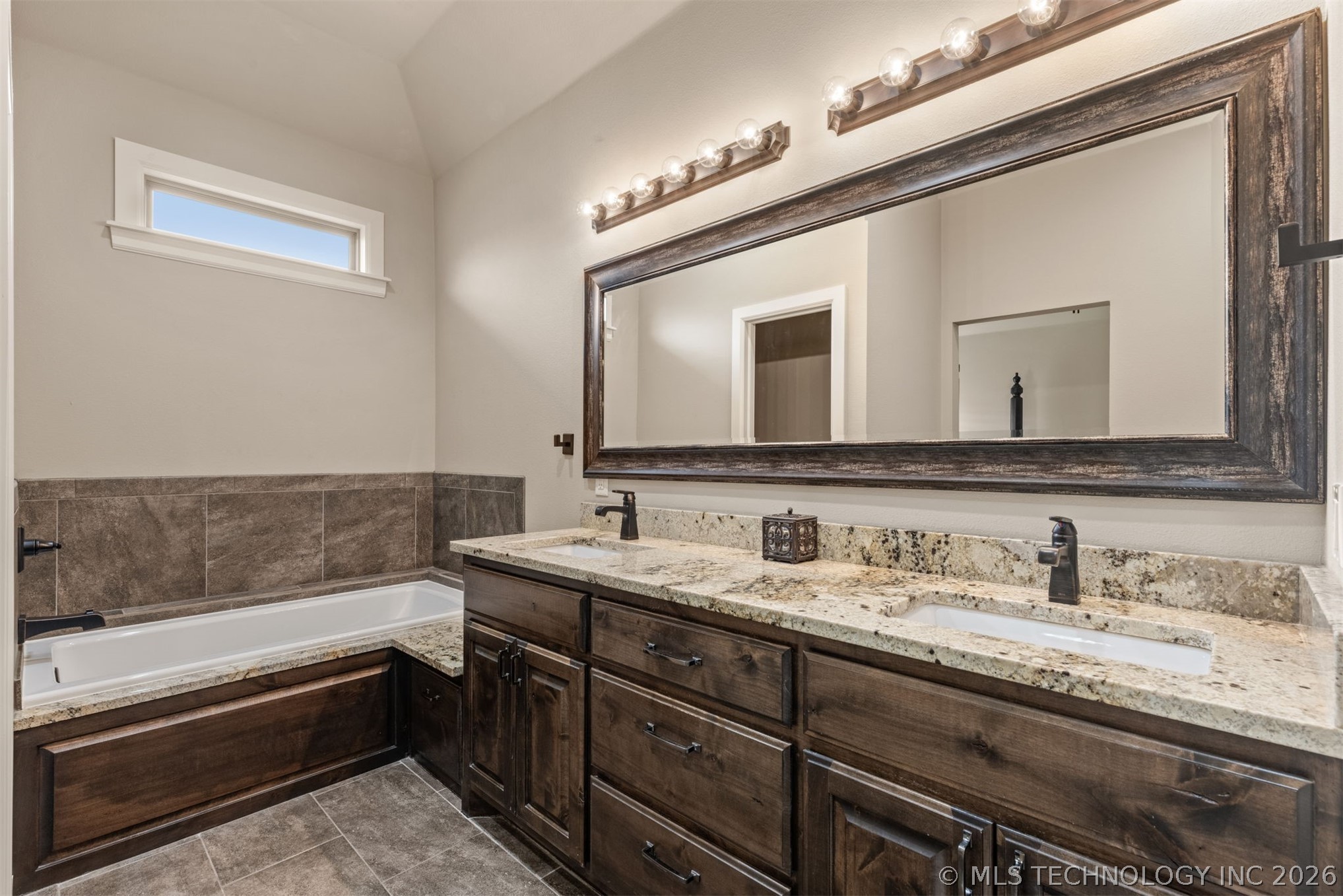 1209 W Fargo Lane Broken Arrow OK 74012