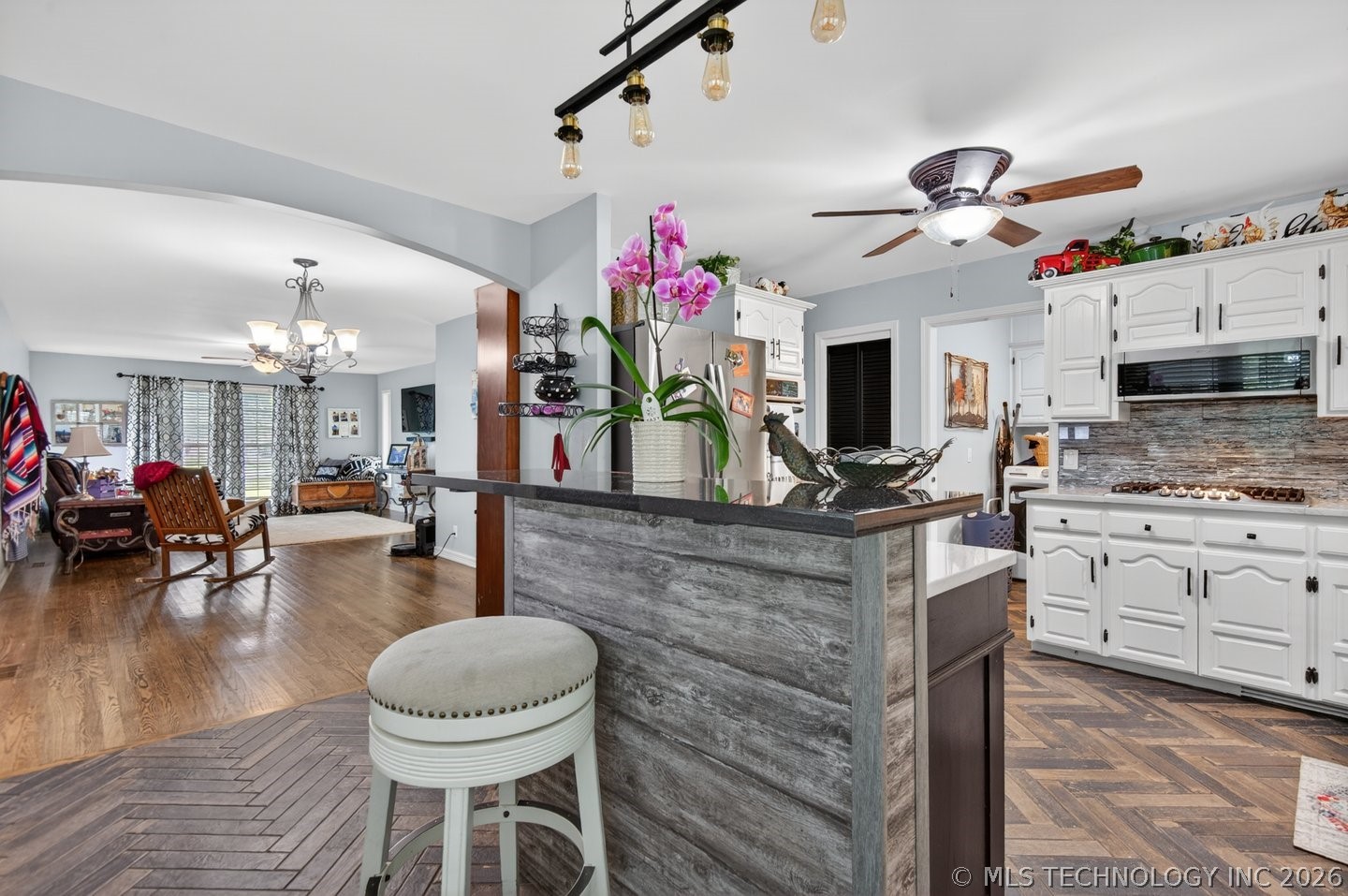 20805 S 4110 Road Claremore OK 74017
