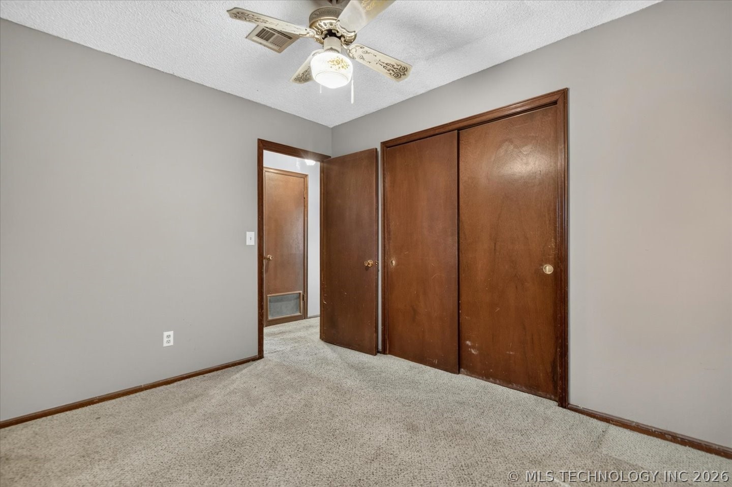 31651 N 4000 Road Ramona OK 74061