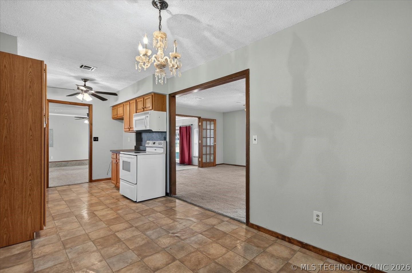 31651 N 4000 Road Ramona OK 74061