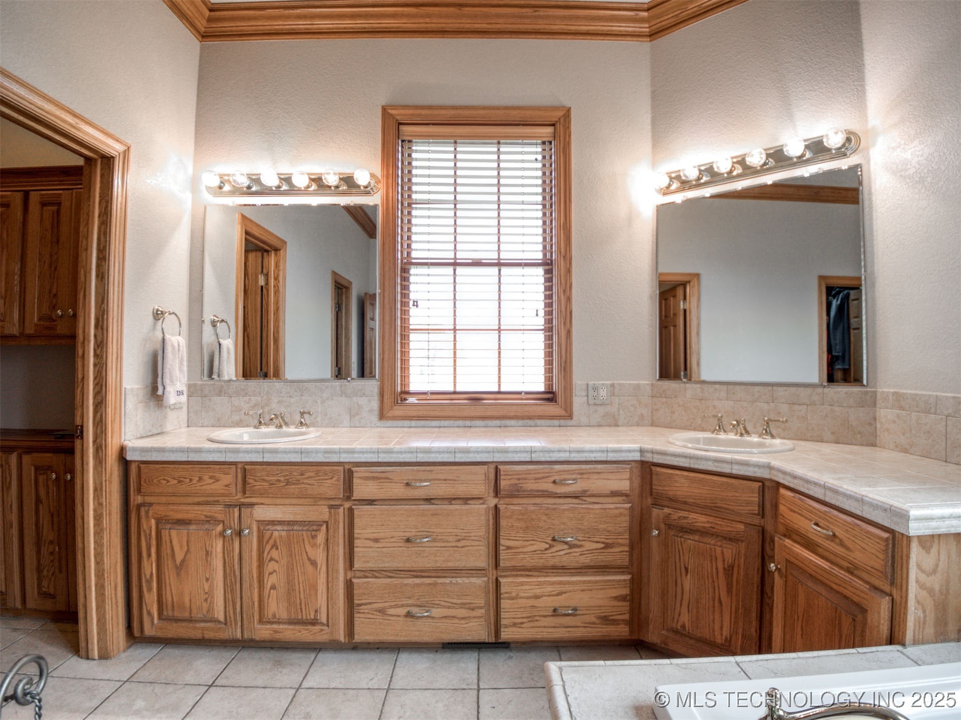 3461 N 3735 Holdenville OK 74848