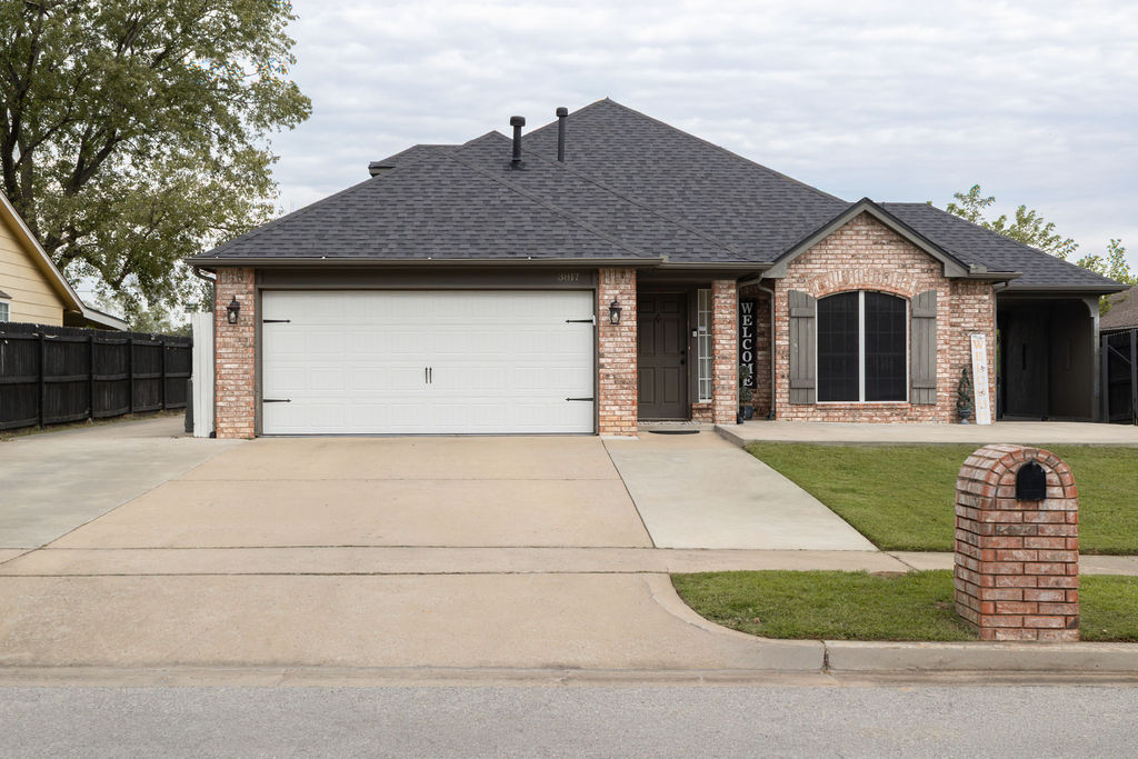 3817 S Narcissus Avenue Broken Arrow OK 74011