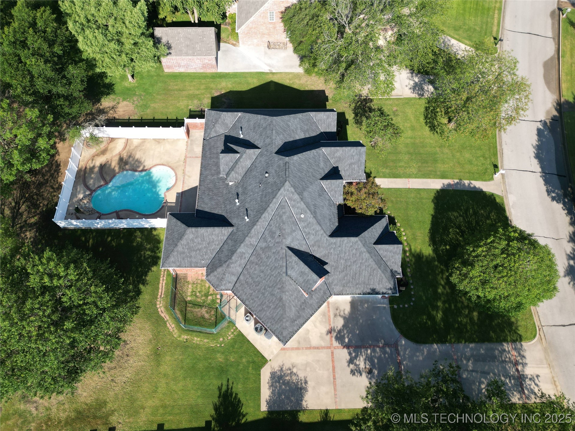 2410 Augusta Road Ardmore OK 73401