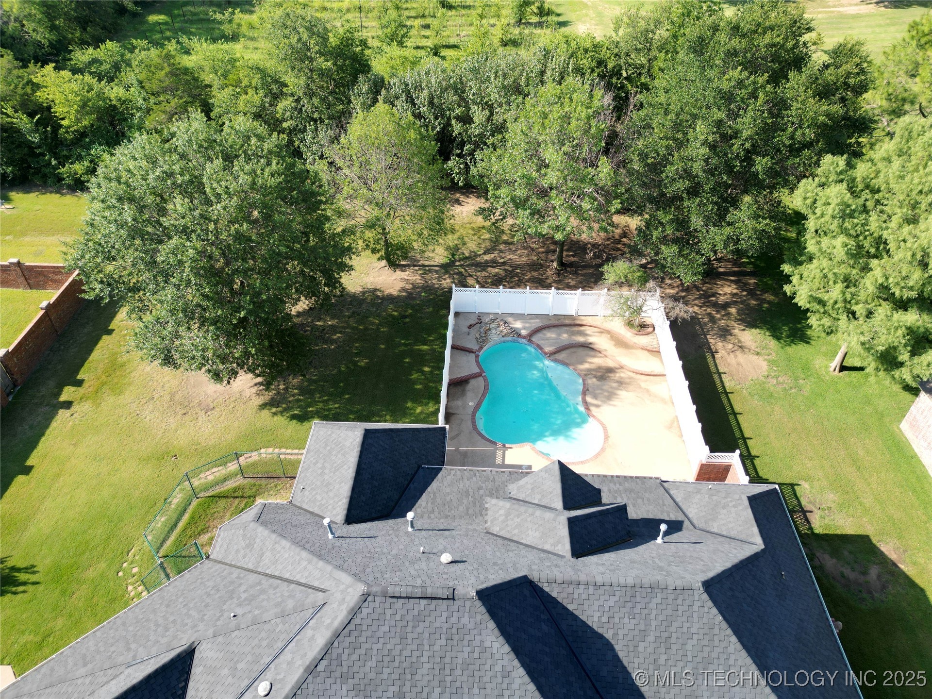 2410 Augusta Road Ardmore OK 73401