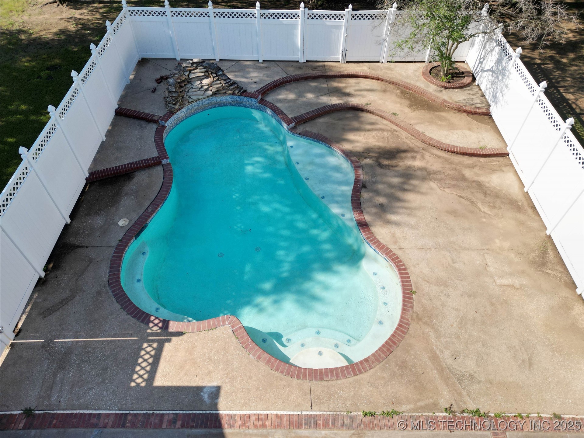 2410 Augusta Road Ardmore OK 73401