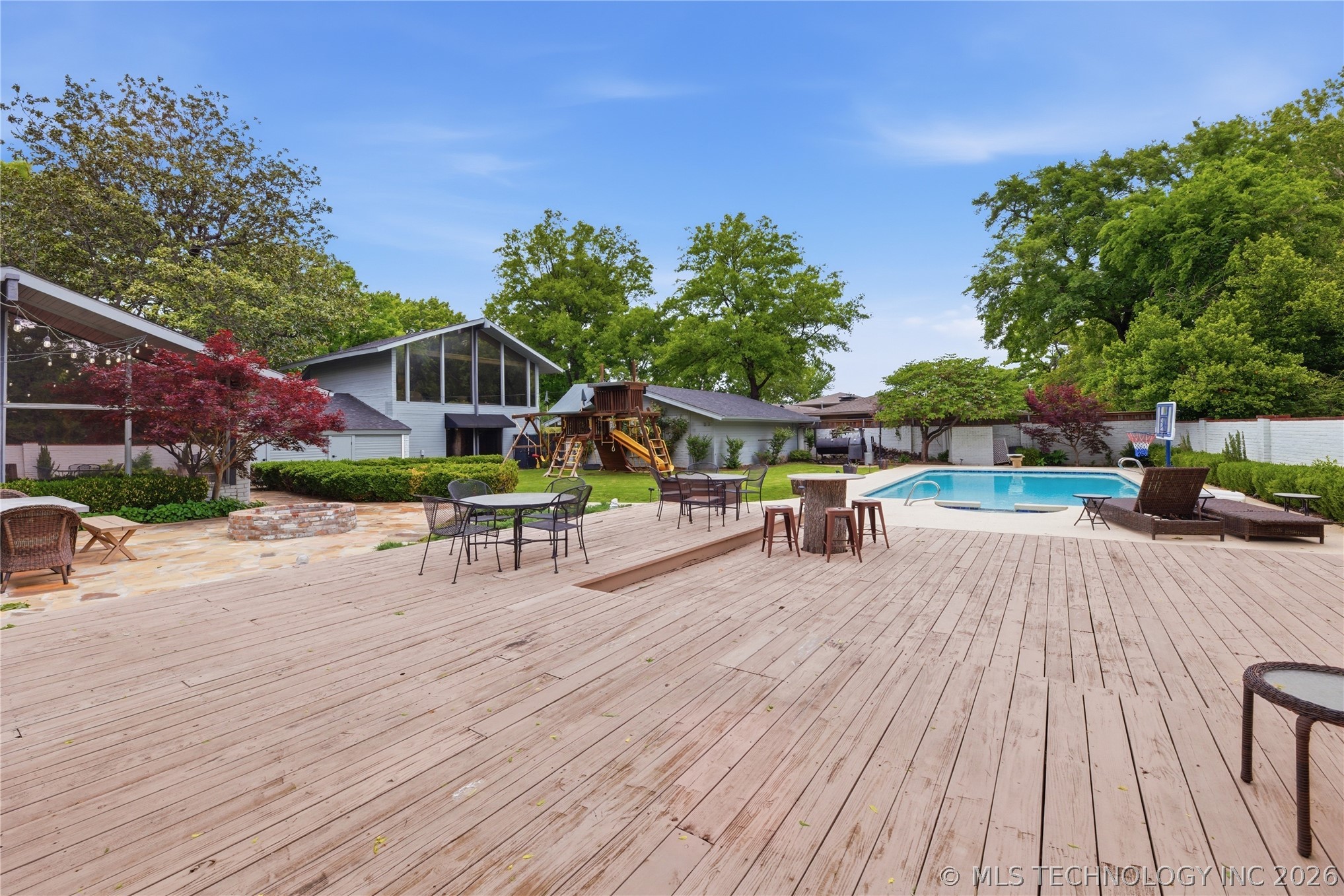 4123 S Victor Court Tulsa OK 74105