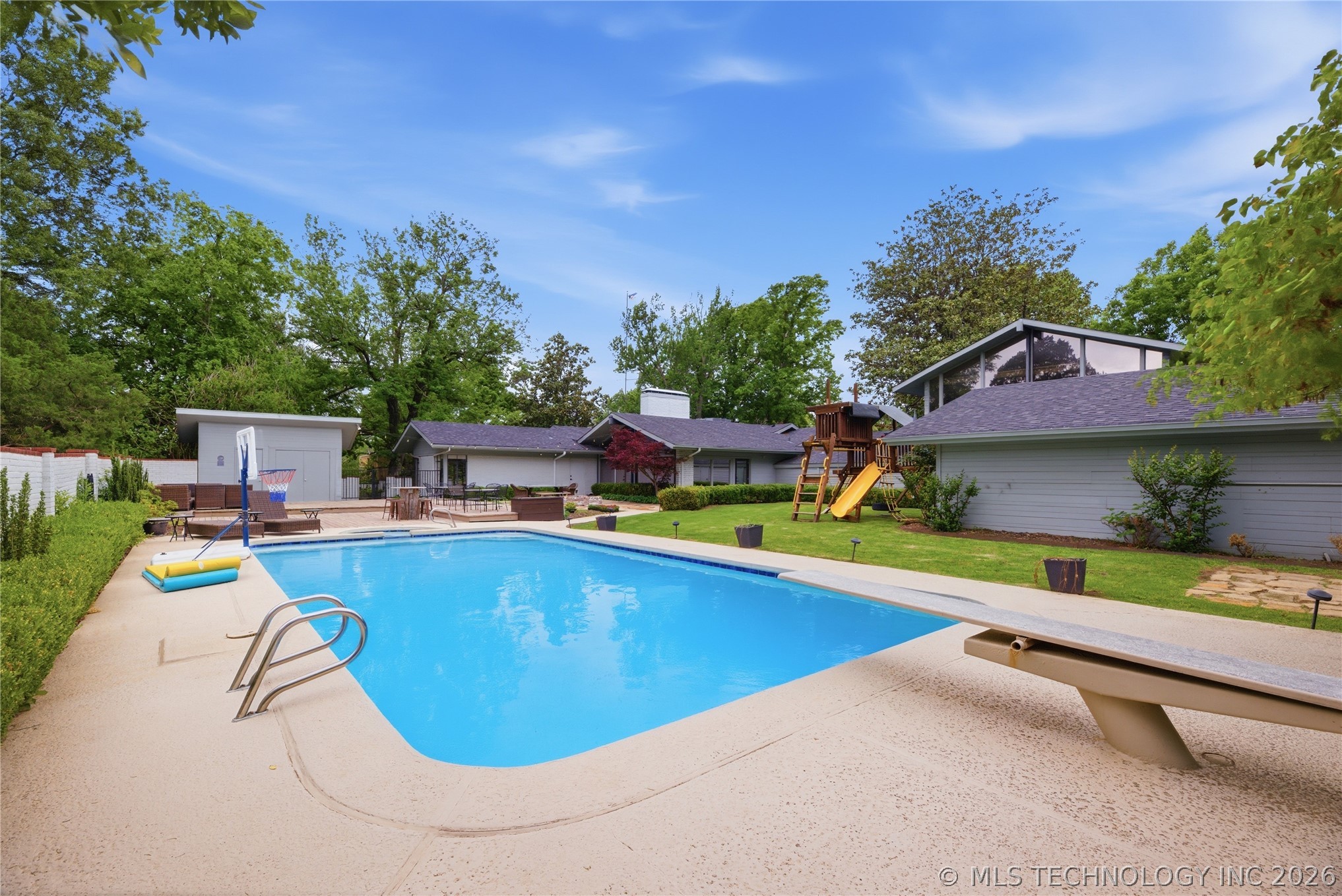 4123 S Victor Court Tulsa OK 74105