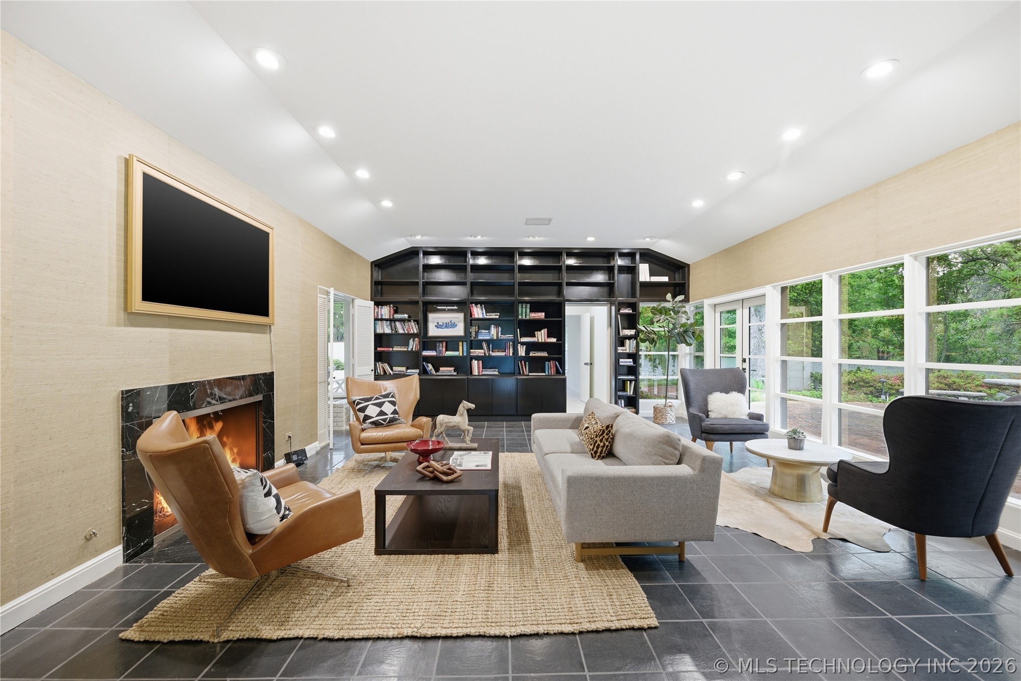 4123 S Victor Court Tulsa OK 74105