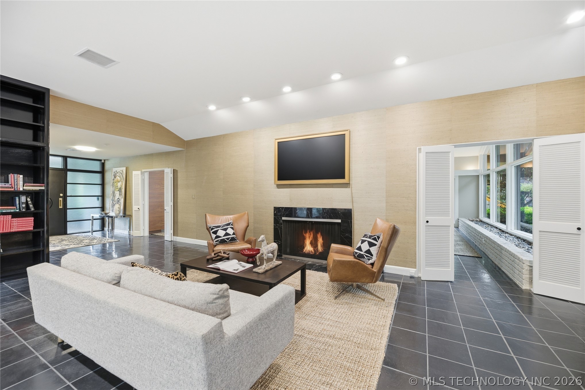 4123 S Victor Court Tulsa OK 74105