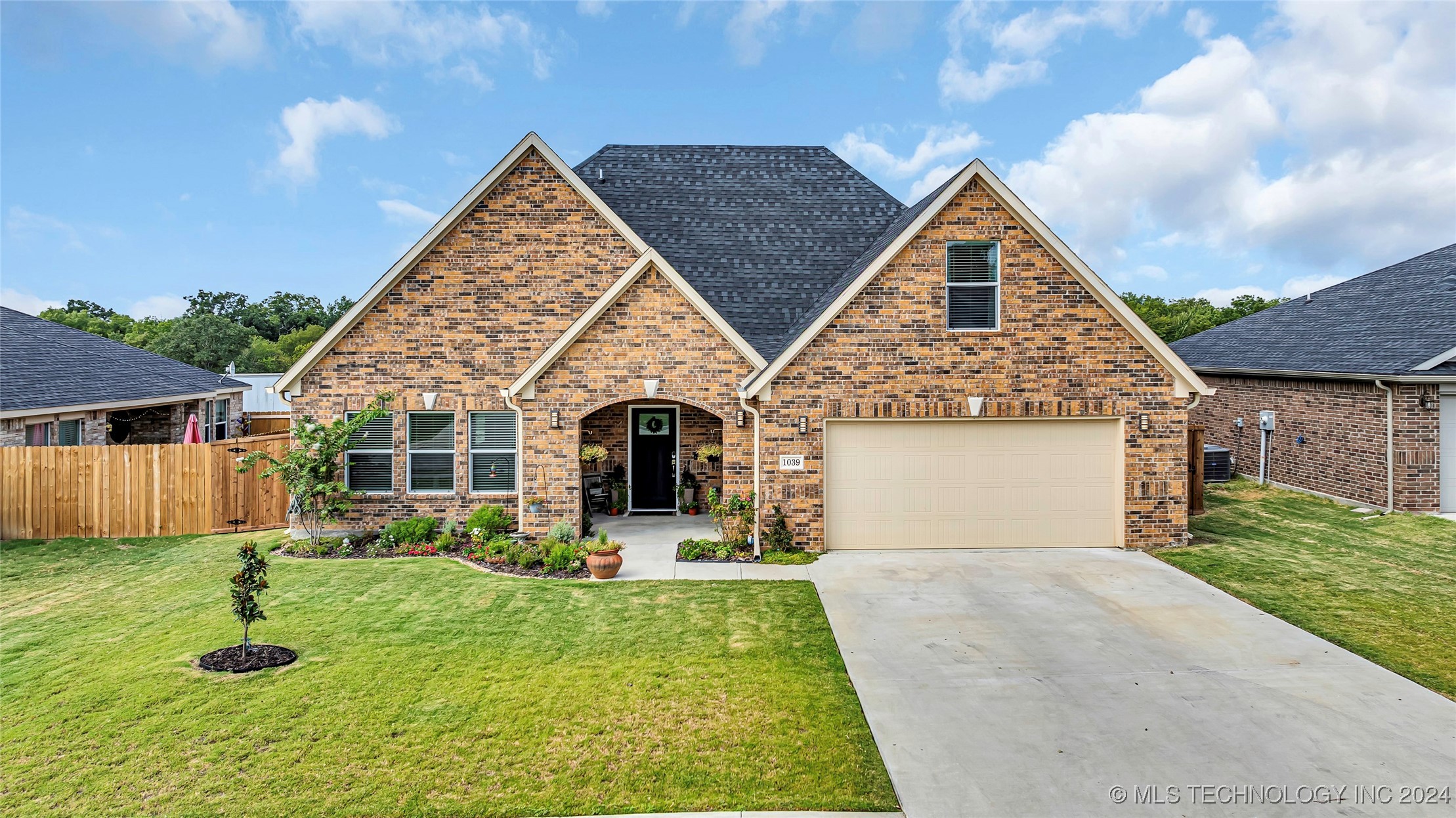 1039 Indian Plains Ardmore OK 73401