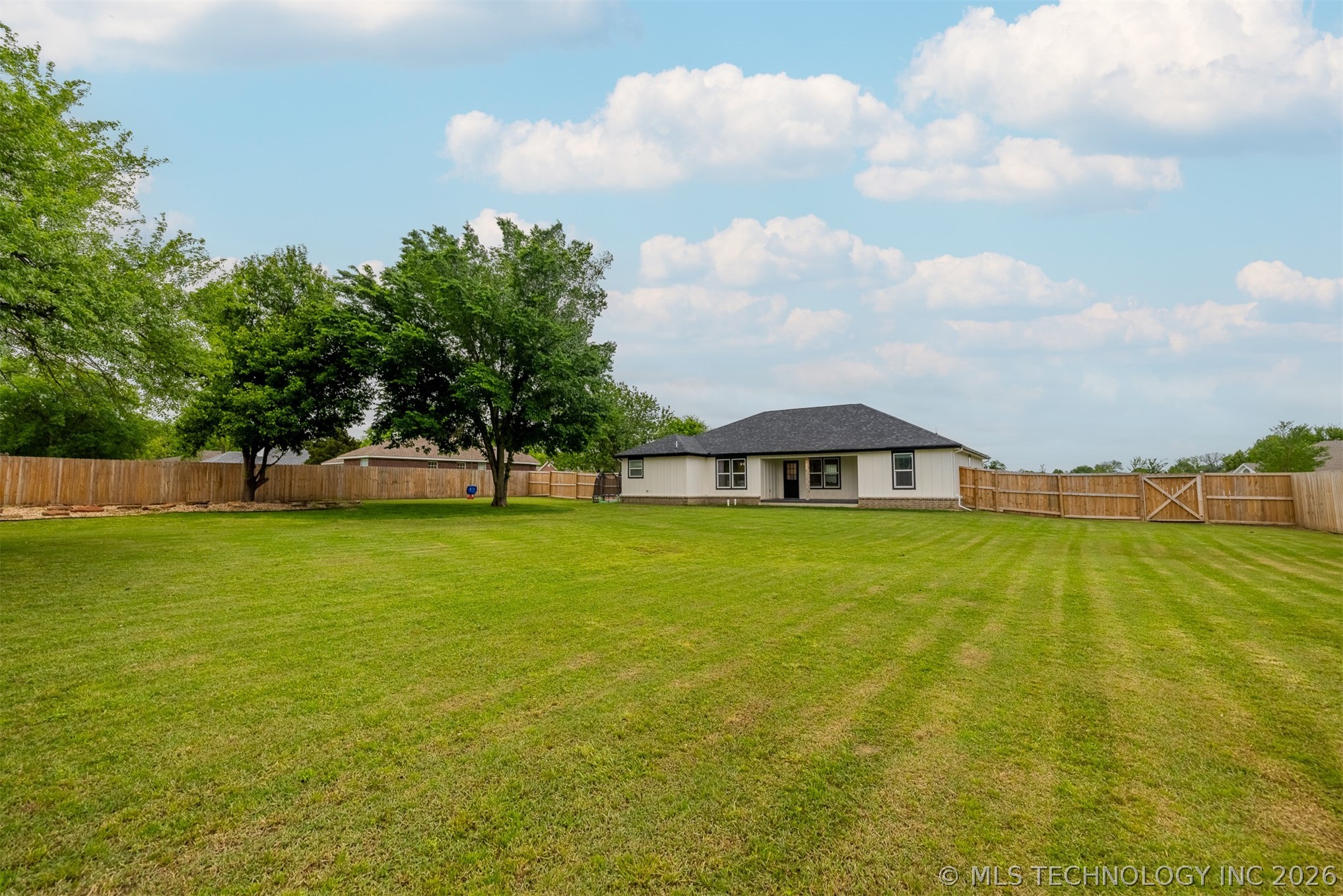 413 E Jean Pierre Street Chouteau OK 74337