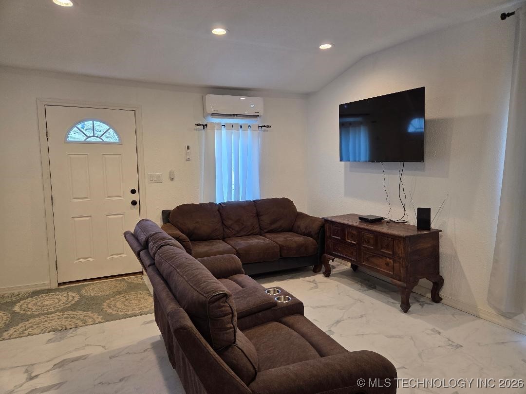 802 W Adams Avenue Mcalester OK 74501