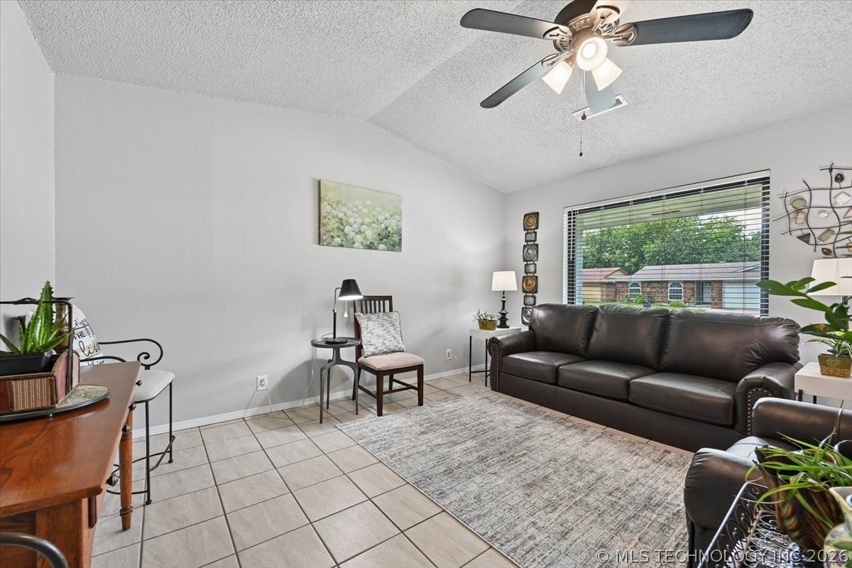 2601 S Redbud Avenue Broken Arrow OK 74012