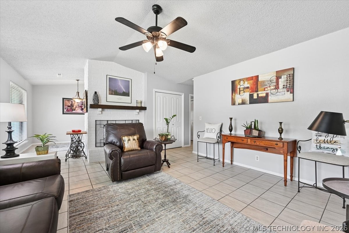 2601 S Redbud Avenue Broken Arrow OK 74012