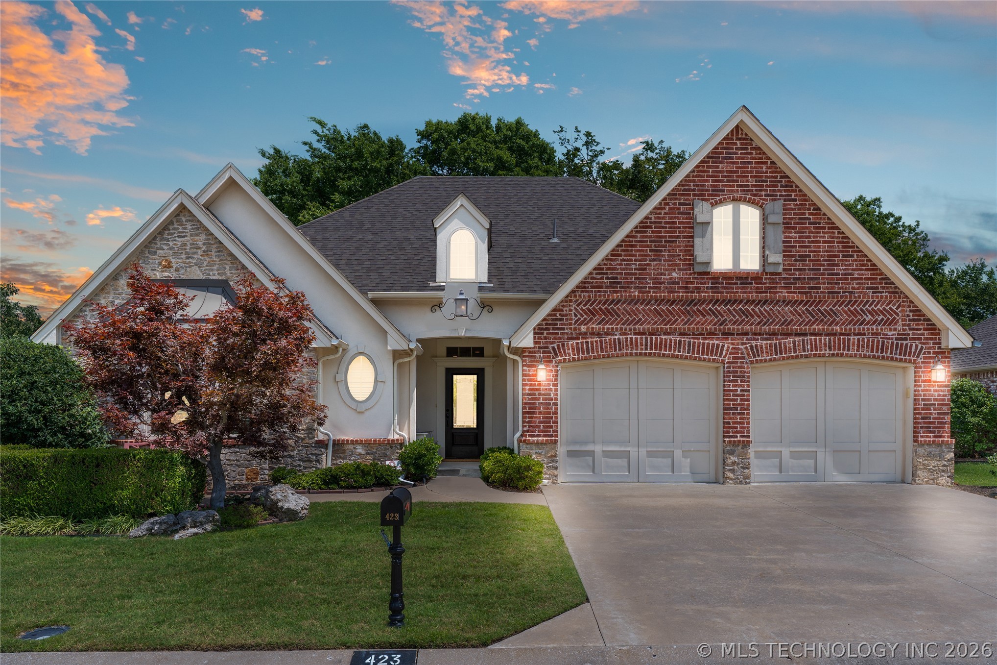 423 N Forest Ridge Boulevard Broken Arrow OK 74014